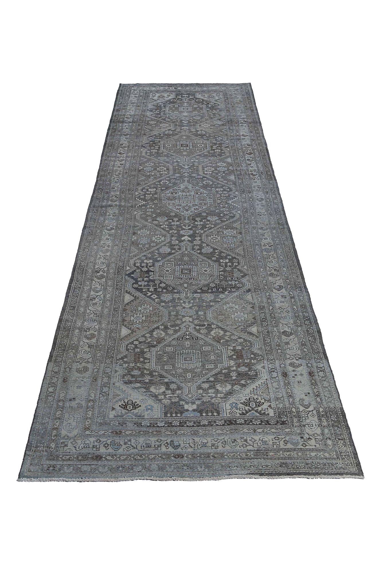 Tappeto persiano Malayer Runner - Disegno in lana marrone avorio - 97586 In condizioni ottime in vendita a Dallas, TX