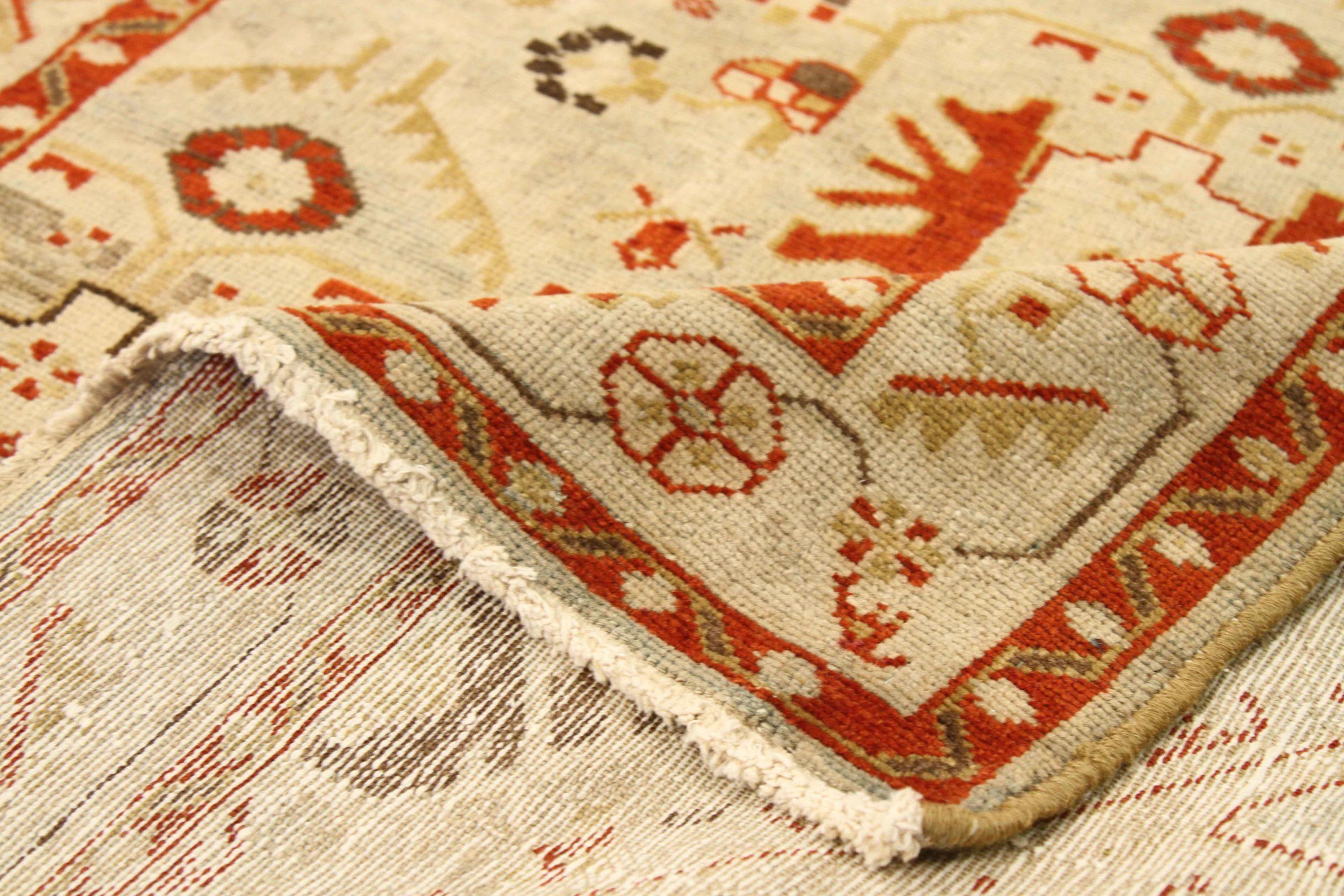 Persischer Malayer-Läufer aus Wolle in Grün, Elfenbein und Rot mit Design - 75956 (Irakisch) im Angebot