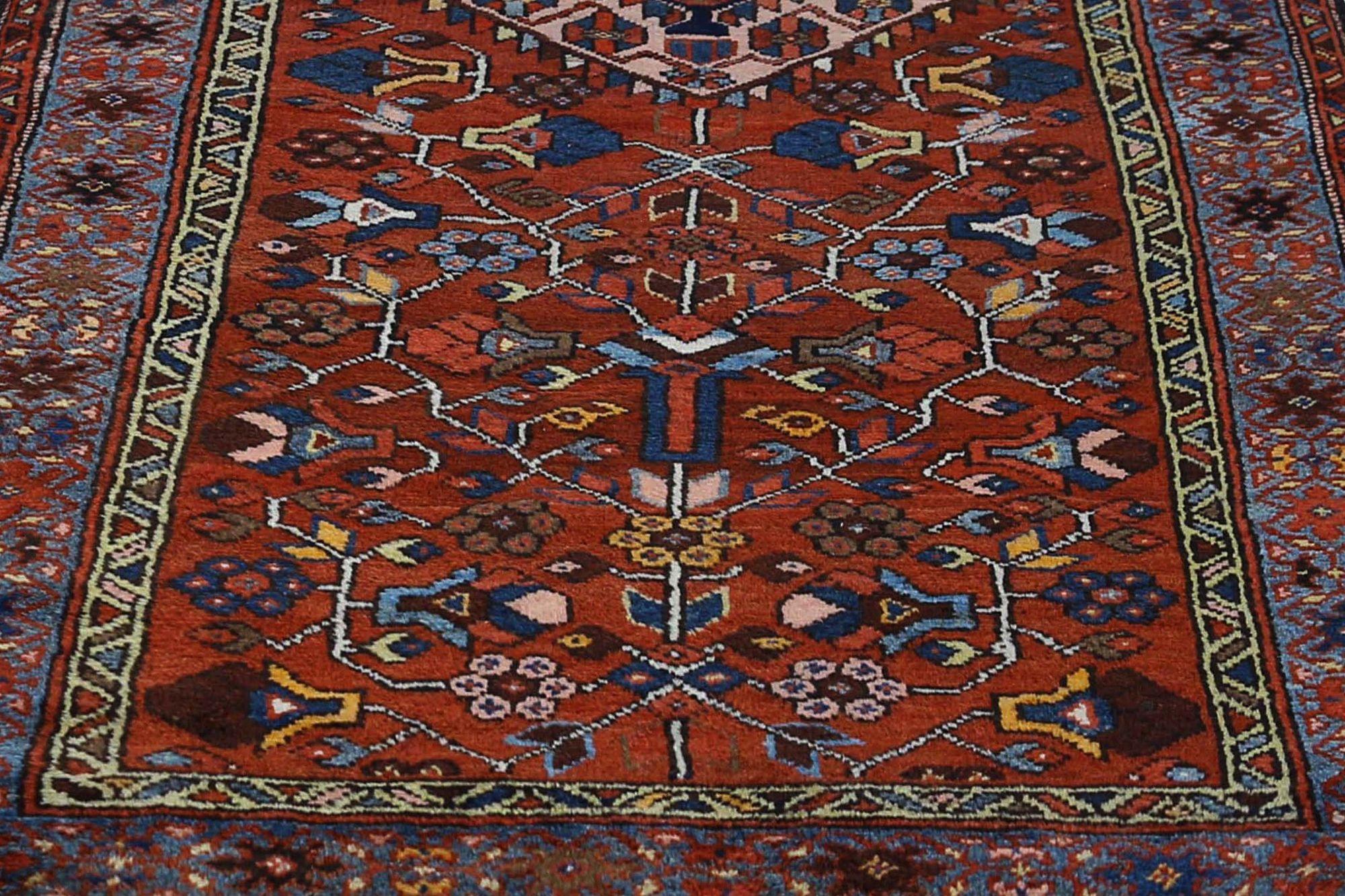 Persischer Malayer-Läufer aus Wolle – rotes Design – 97154 (20. Jahrhundert) im Angebot