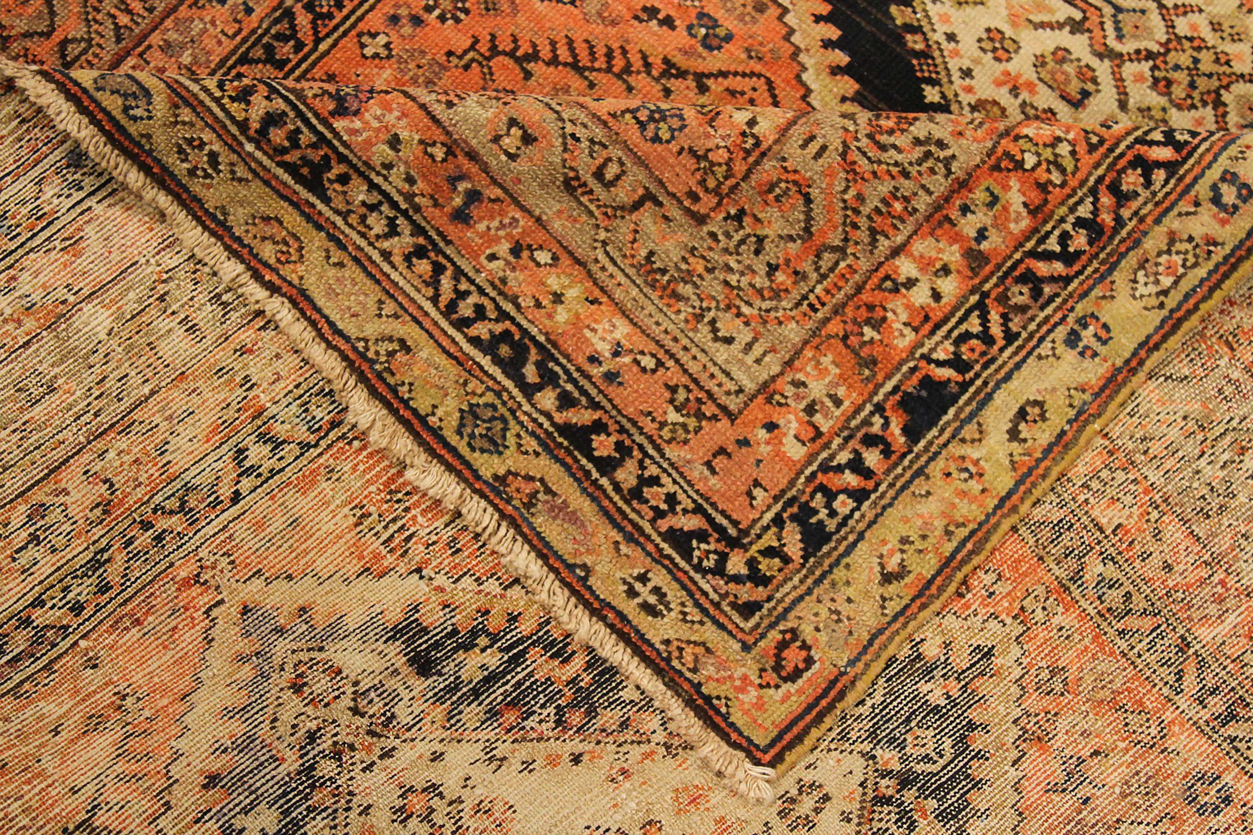 Persischer Malayer Kleiner Teppich aus Wolle in Schwarz, Elfenbein und Rot 72448 im Zustand „Hervorragend“ im Angebot in Dallas, TX