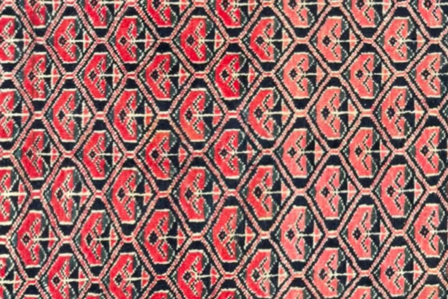 Antique Persian Small Rug Circa 1910 - Black Pink Yellow - Malayer Design For Sale 1