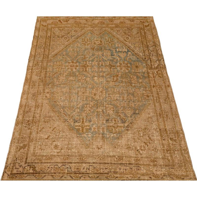 Scopri l'eleganza del tappeto persiano Malayer di piccole dimensioni del 1880 circa. Progettato con Lana e BlueBrown, questo design esclusivo è perfetto per valorizzare il tuo spazio.