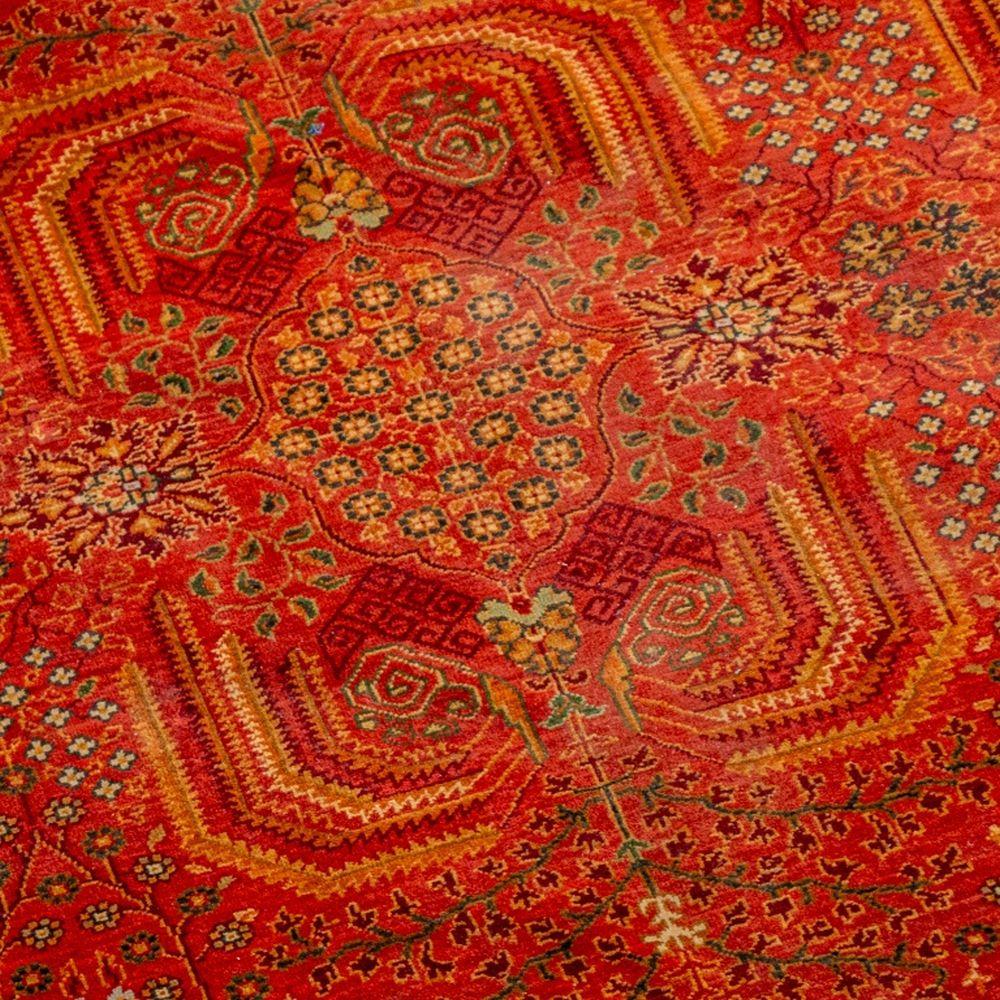 Asian Persian Mamluk Style Carpet, 9' x 6' For Sale