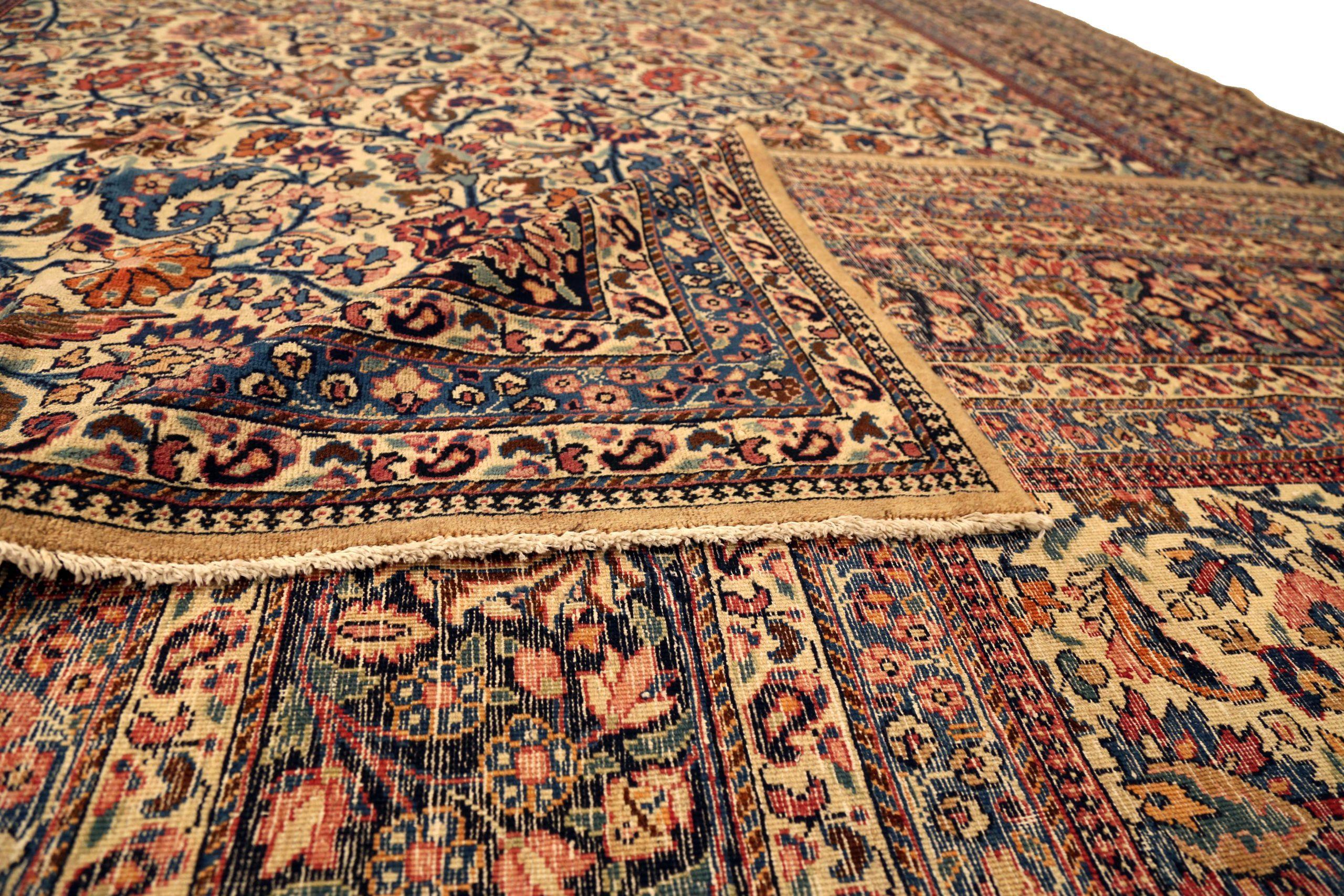 Persian Mashad Area Rugs - 10885 In Excellent Condition For Sale In Dallas, TX