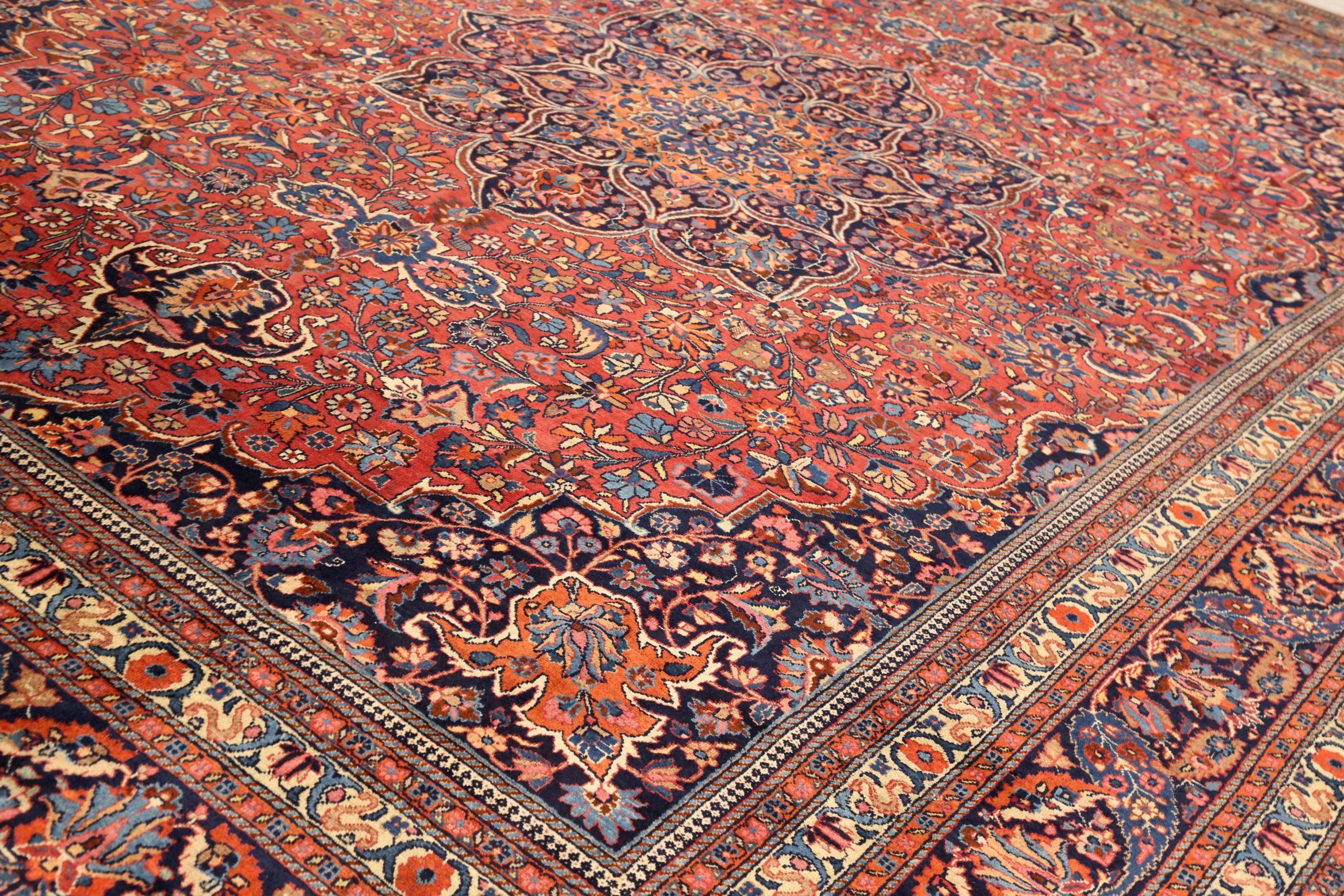 Persische Mashad-Teppiche Circa 1880 - Wolle Marineblau Rot Design - 75338 (Asiatisch) im Angebot