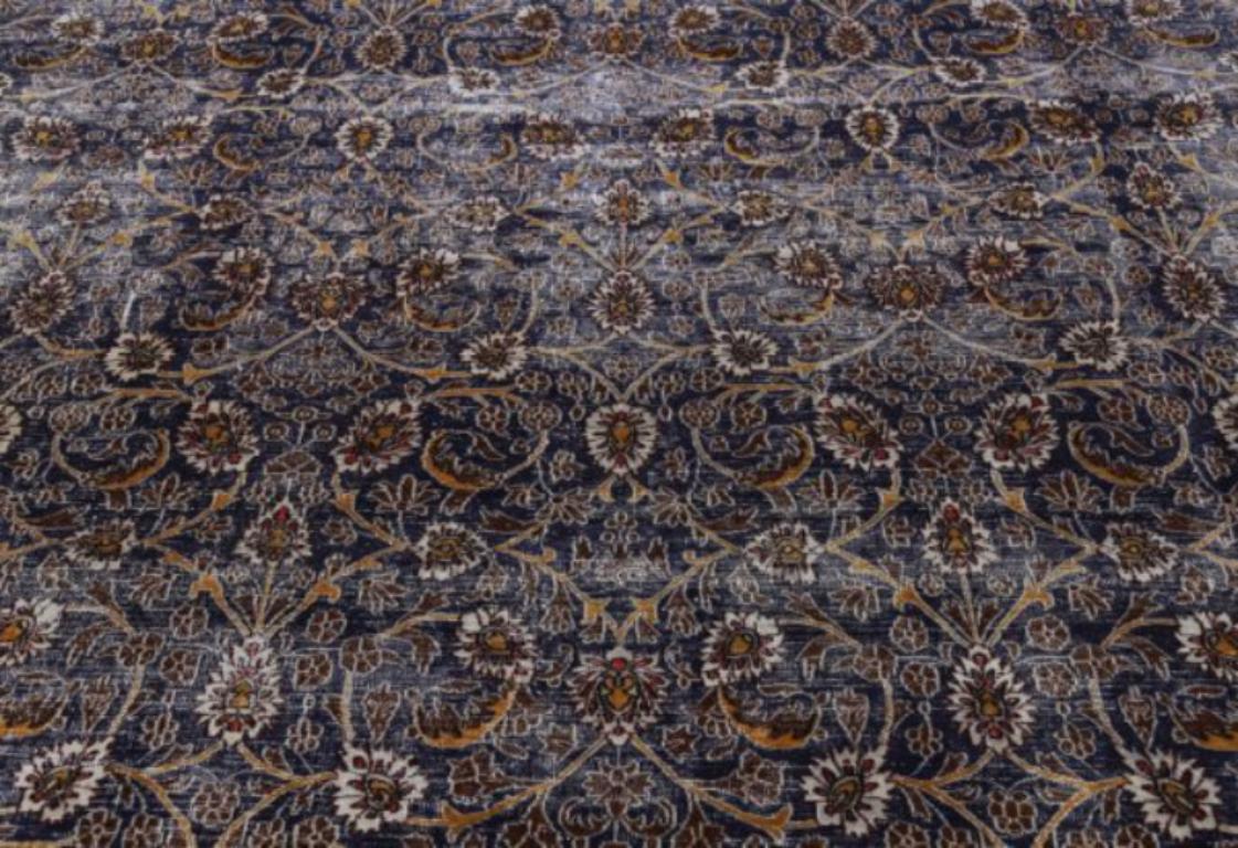 Tapis persan Mashad Circa 1910 - Laine Bleu Ivoire Bleu marine Design/One - 91636 Excellent état - En vente à Dallas, TX