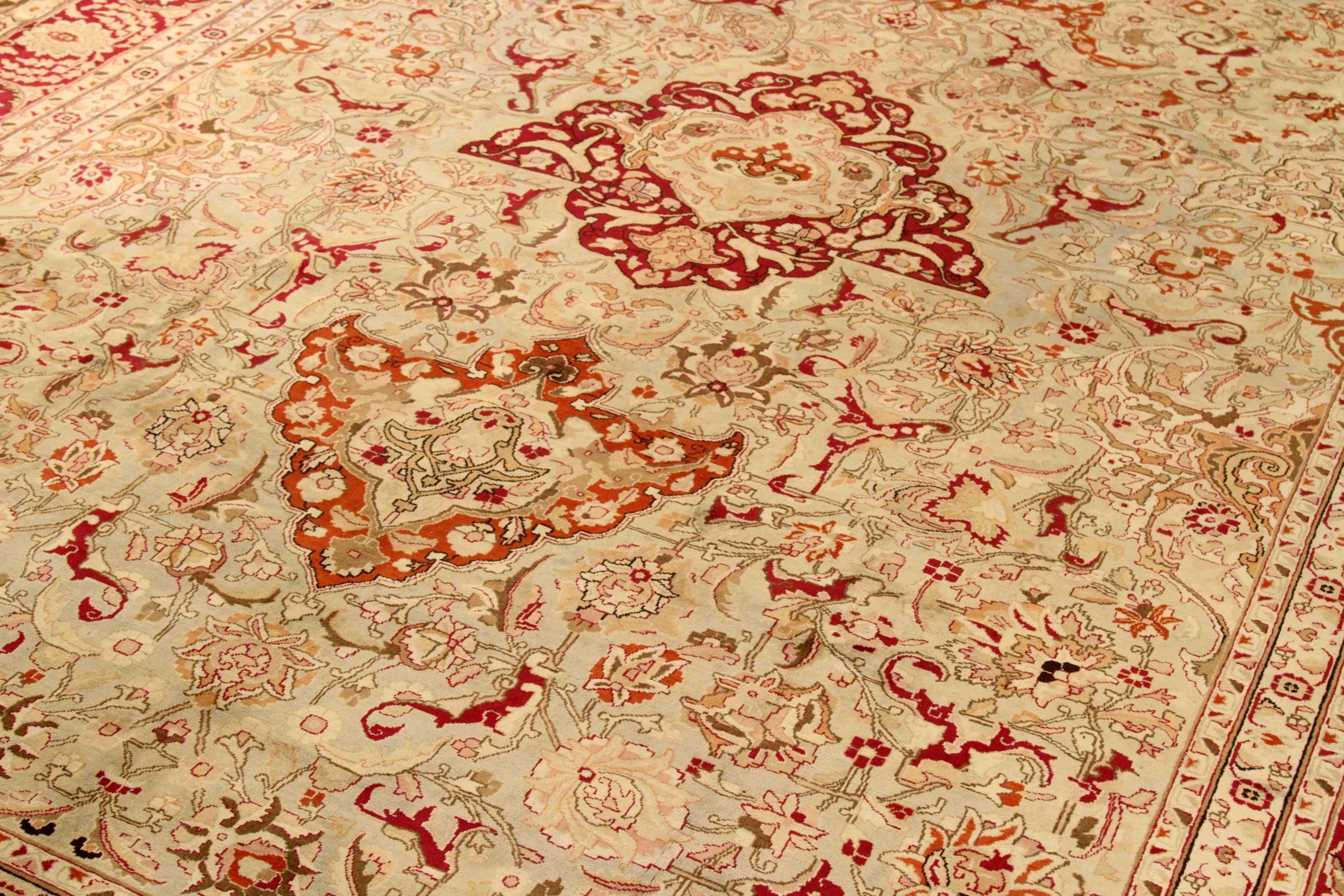Persische Mashad-Teppiche Circa 1910 - Wolle Elfenbein Rot Design - 75588 (Asiatisch) im Angebot