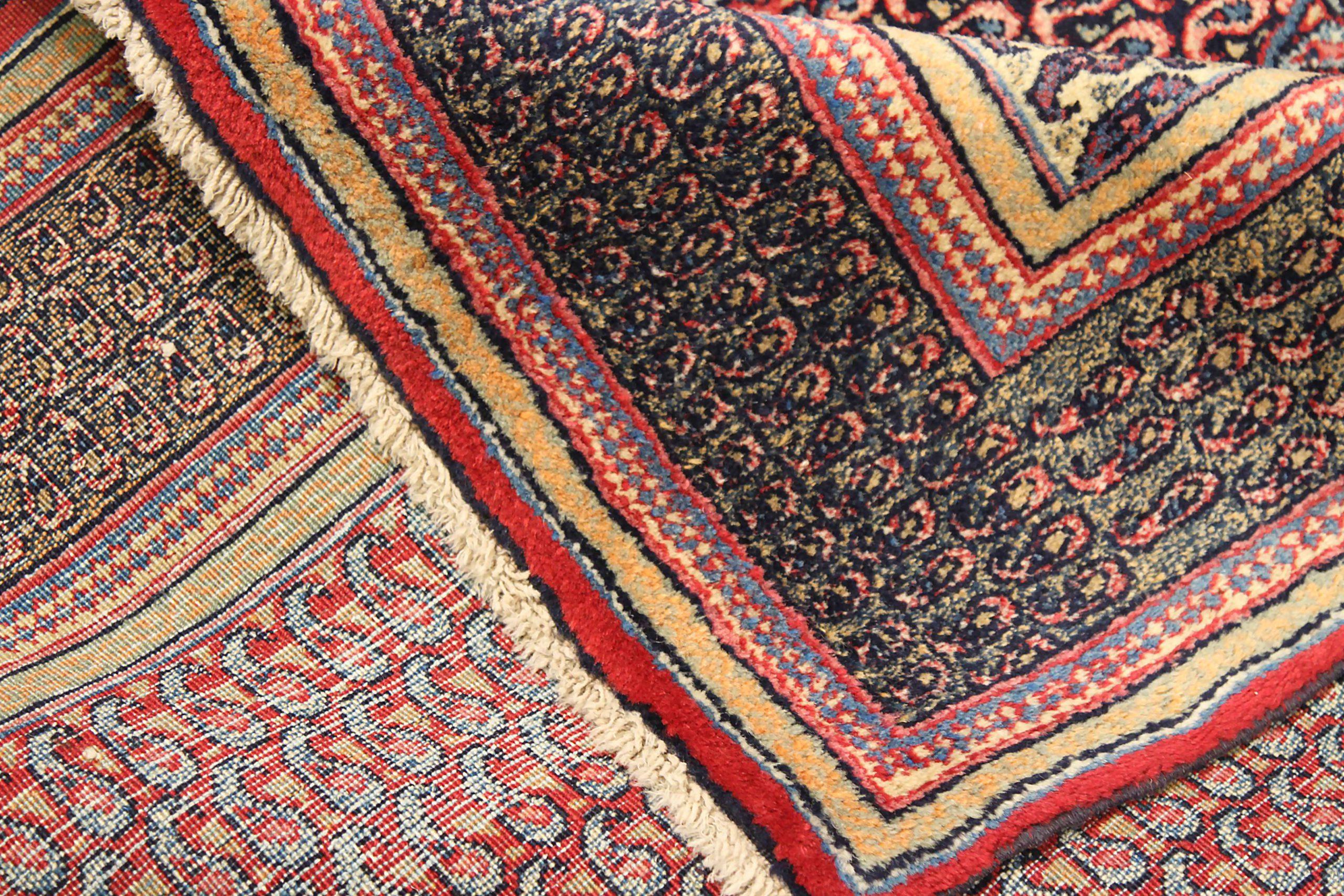 Persischer Mashad Kleiner Teppich - Wolle Elfenbein Marineblau Blau Rot 71584 im Zustand „Hervorragend“ im Angebot in Dallas, TX