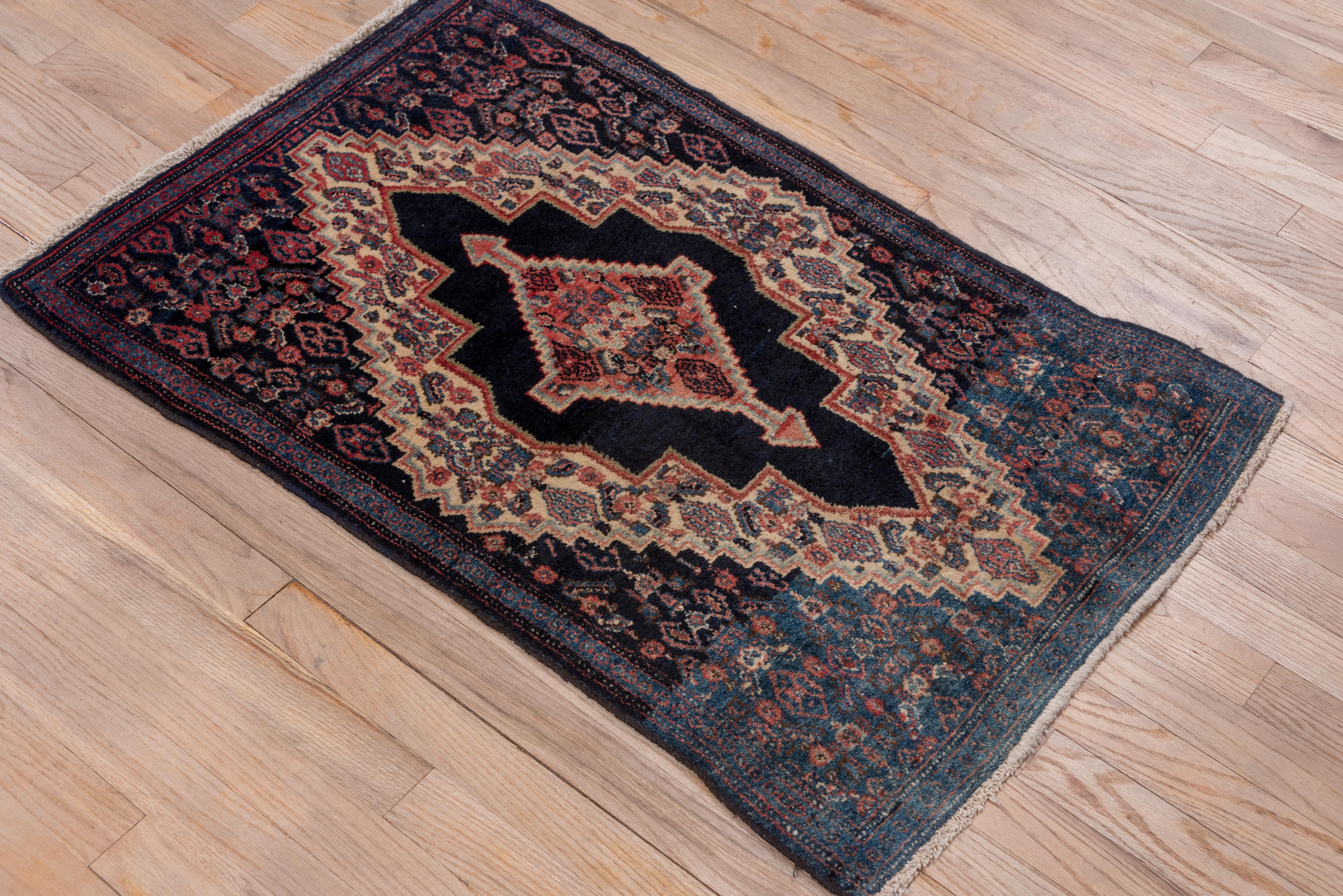 Persian Mat In Senne Weave Triangular Medallion For Sale 1
