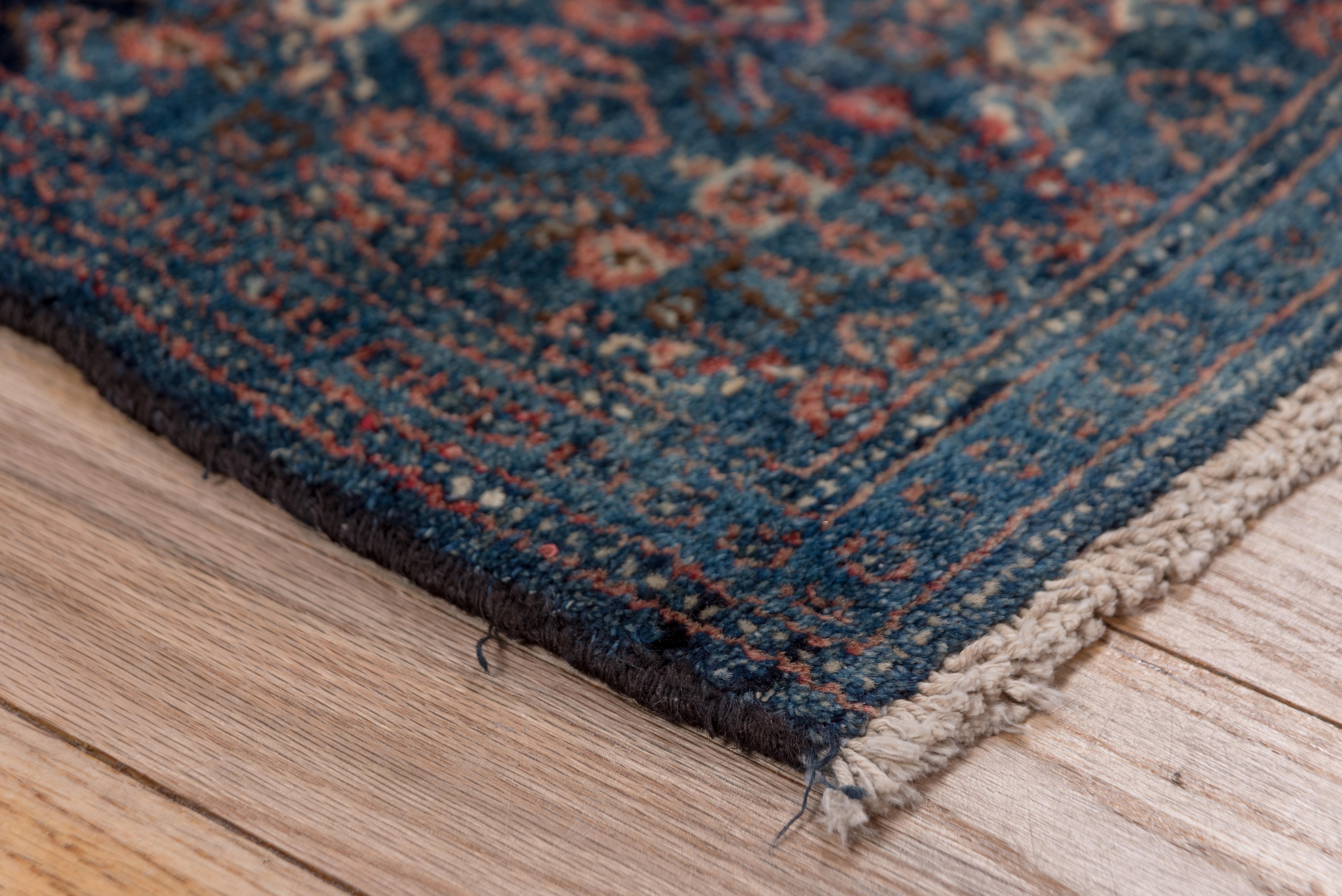 Persian Mat In Senne Weave Triangular Medallion For Sale 2