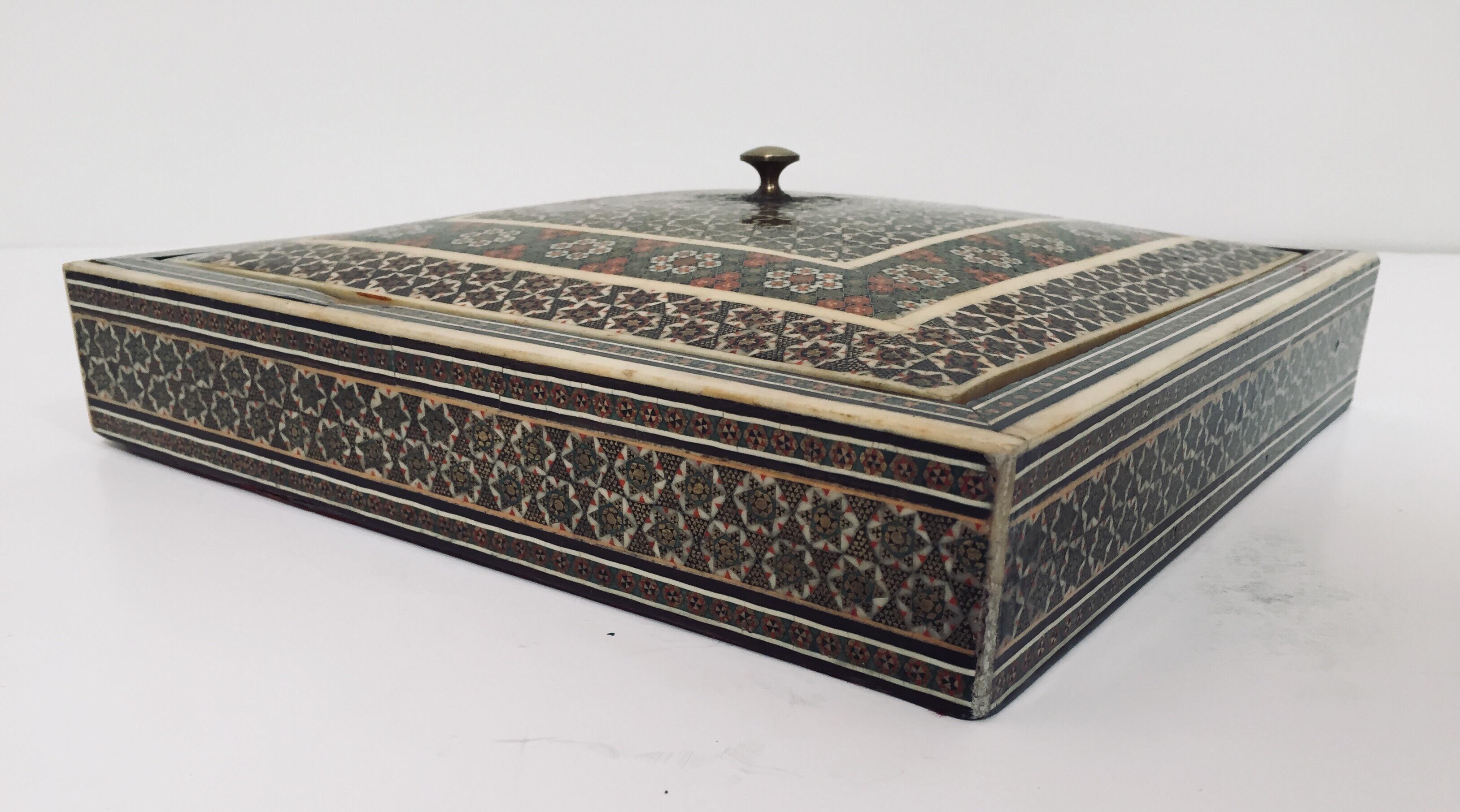 Persian Sadeli Micro Mosaic Inlaid Jewelry Box In Good Condition In North Hollywood, CA