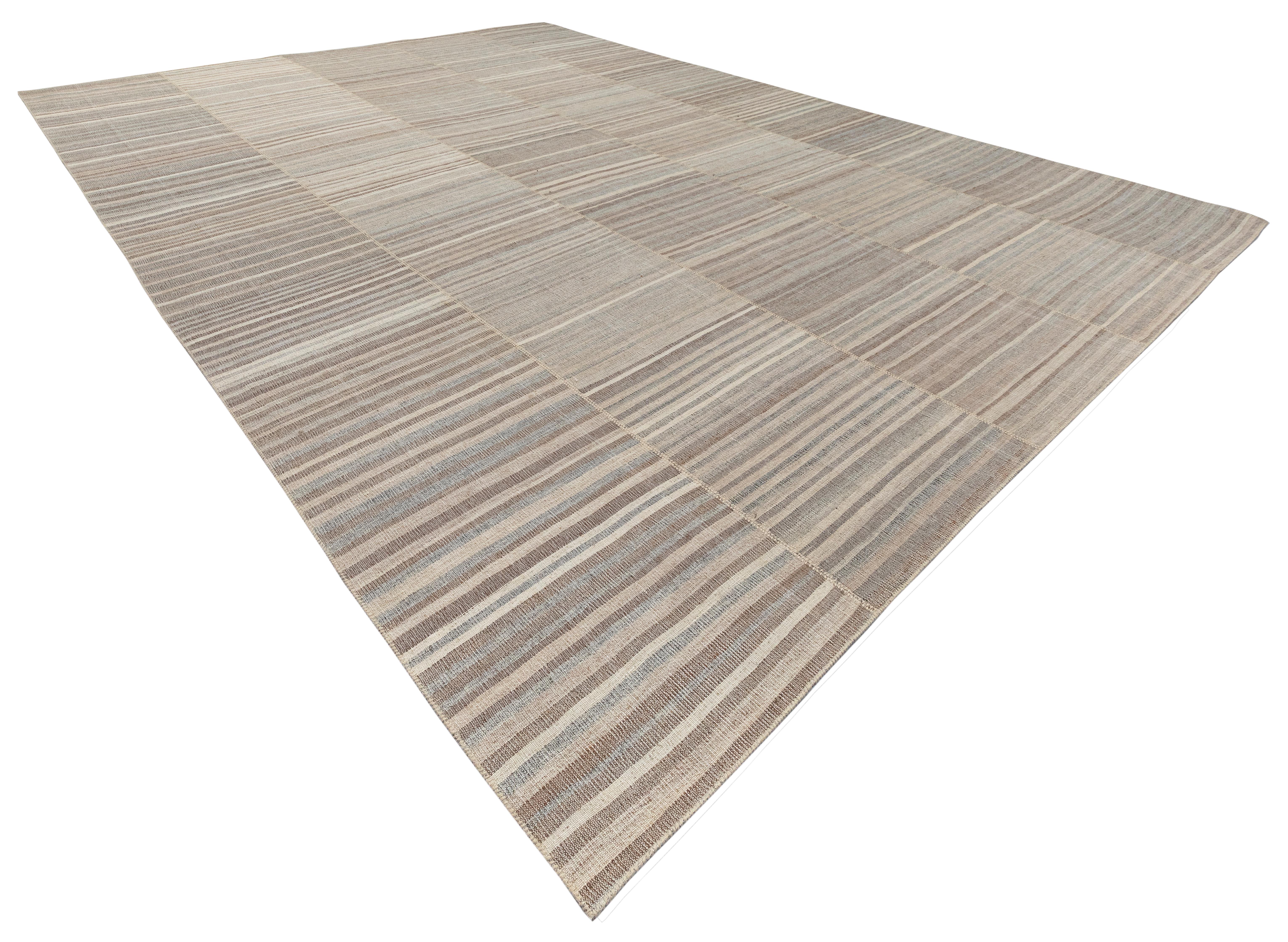 Persian Minimalist Flat Weave Rug – Neutral Stripes, Hand-Spun, Vegetable Dye In New Condition For Sale In New York, NY