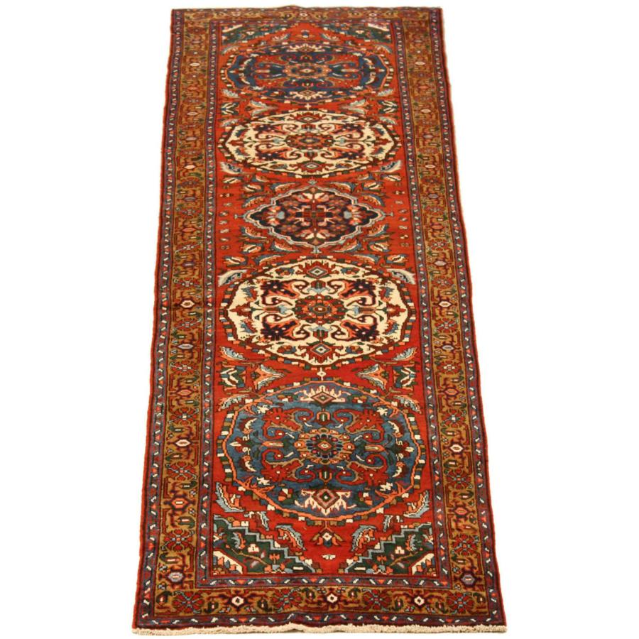 Scopri l'eleganza del Naien persiano, caratterizzato da una splendida lavorazione artigianale del 1880 circa. Progettato con una meticolosa attenzione ai dettagli, questo design esclusivo è perfetto per valorizzare il tuo spazio.