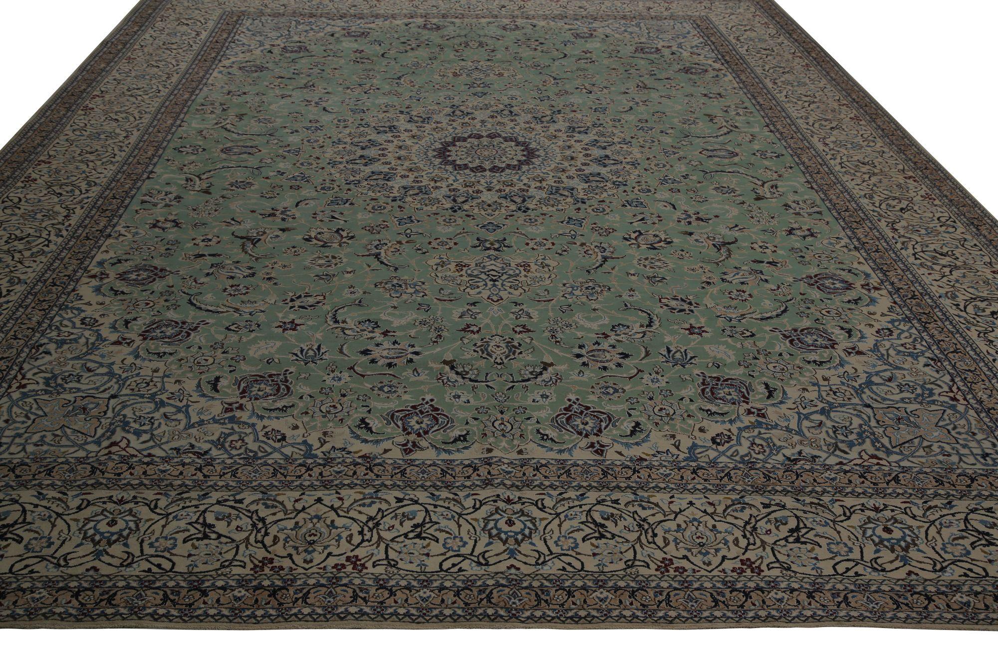 Persische Naien Over Size Teppich - Wolle Grün Elfenbein Design - 97240 (Irakisch) im Angebot