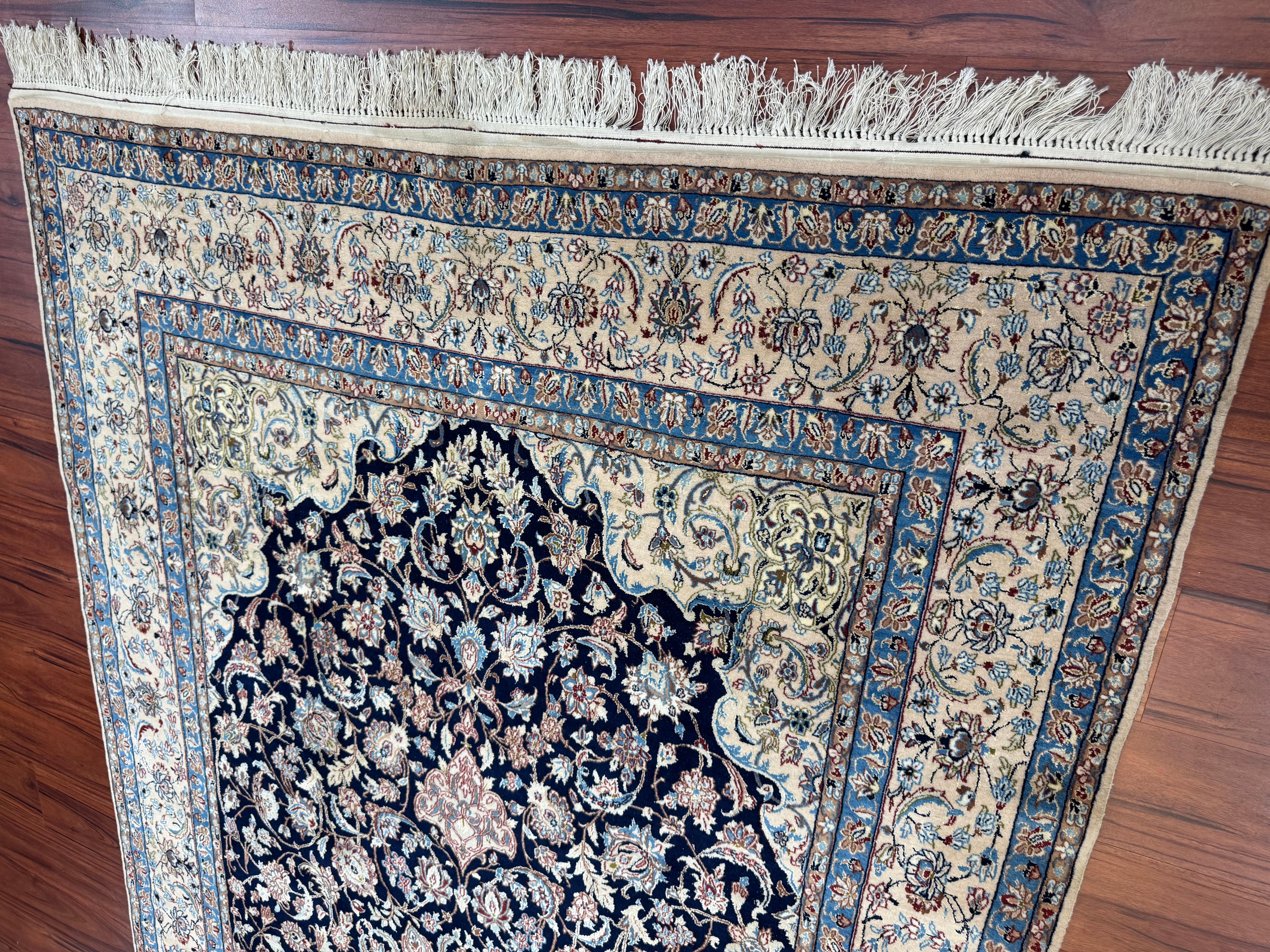 Persischer Nain-Teppich (Tabriz) im Angebot