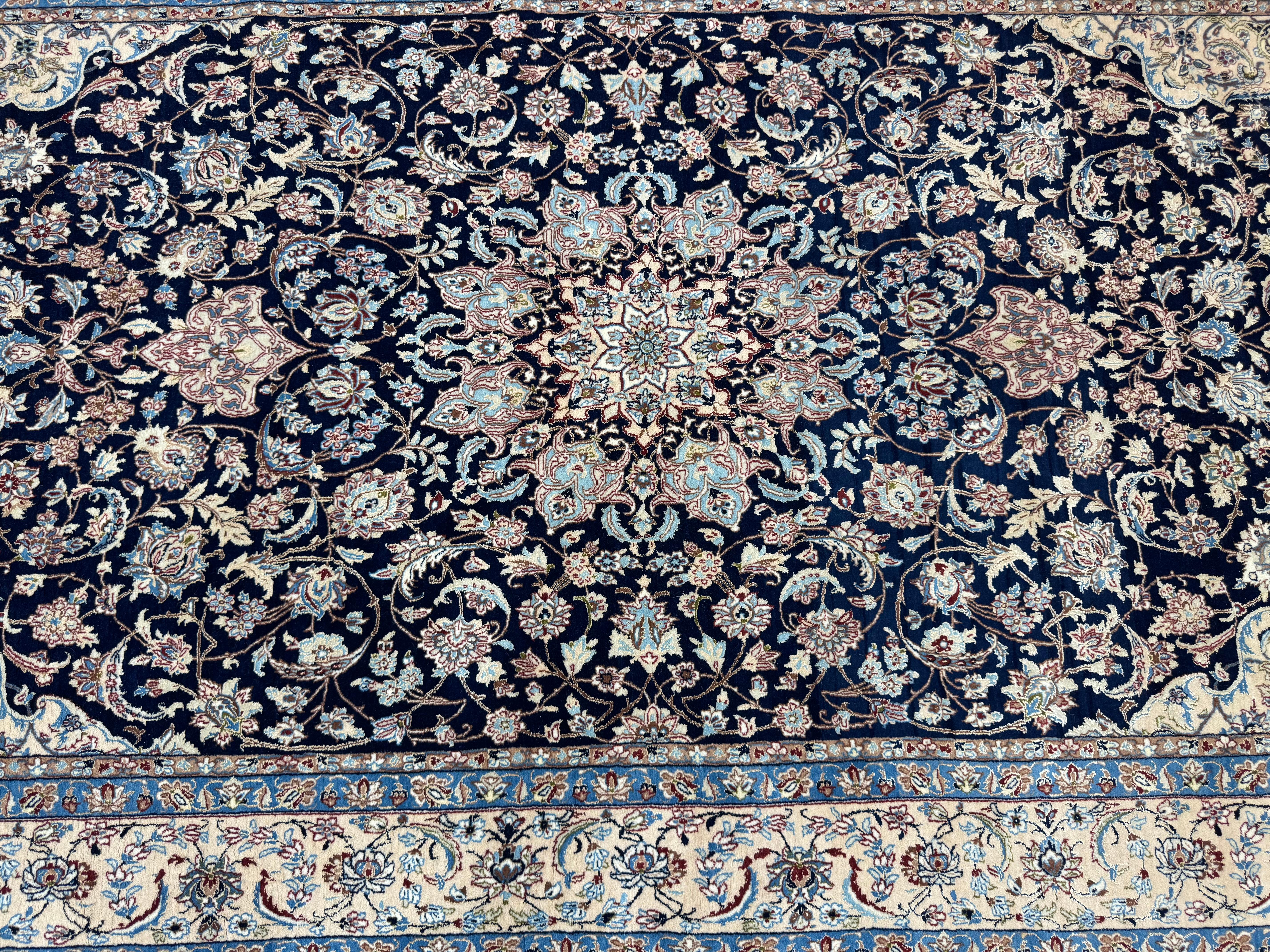 Persischer Nain-Teppich (Wolle) im Angebot