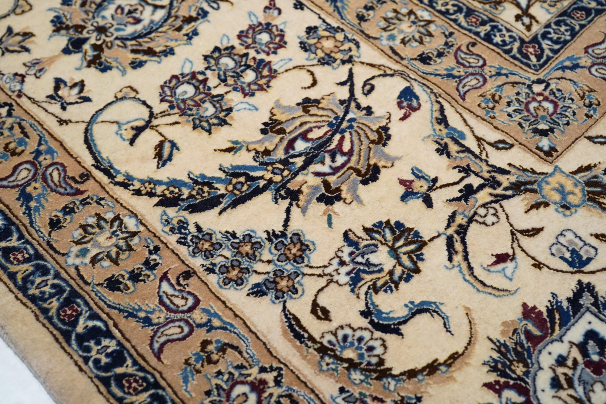 Persischer Nain-Teppich (Wolle / Seide) 12'9'' x 19'10'' im Angebot 2
