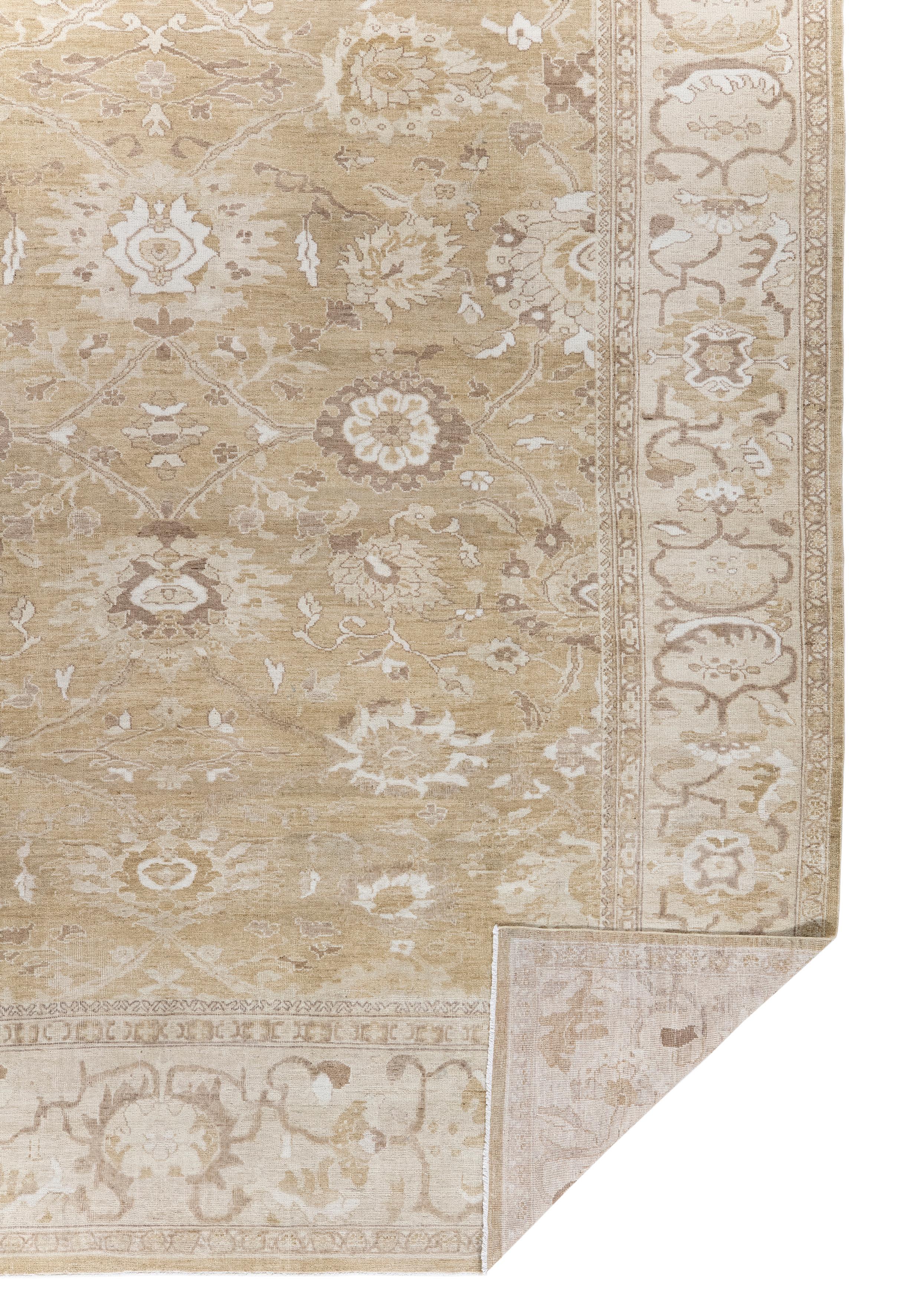 Persian Olive-Green Ziegler Sultanabad style Rug in Organic Dyes, Hand-Spun Wool en vente 2