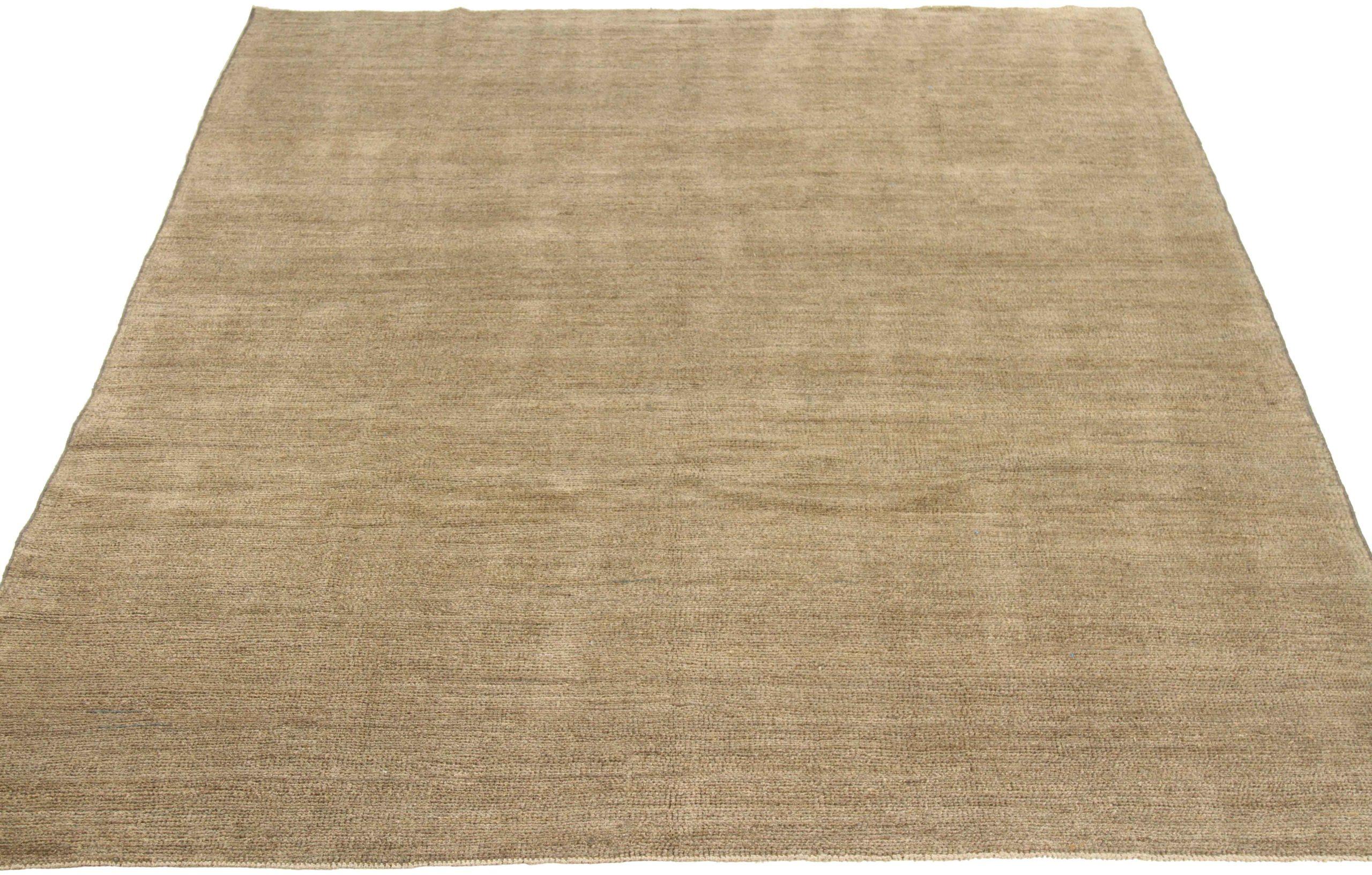Entdecken Sie die Eleganz des persischen Oushak mit Teppichen aus der Zeit um 1990. Dieses exklusive Design, das mit viel Liebe zum Detail entworfen wurde, ist perfekt, um Ihren Raum zu verschönern.
