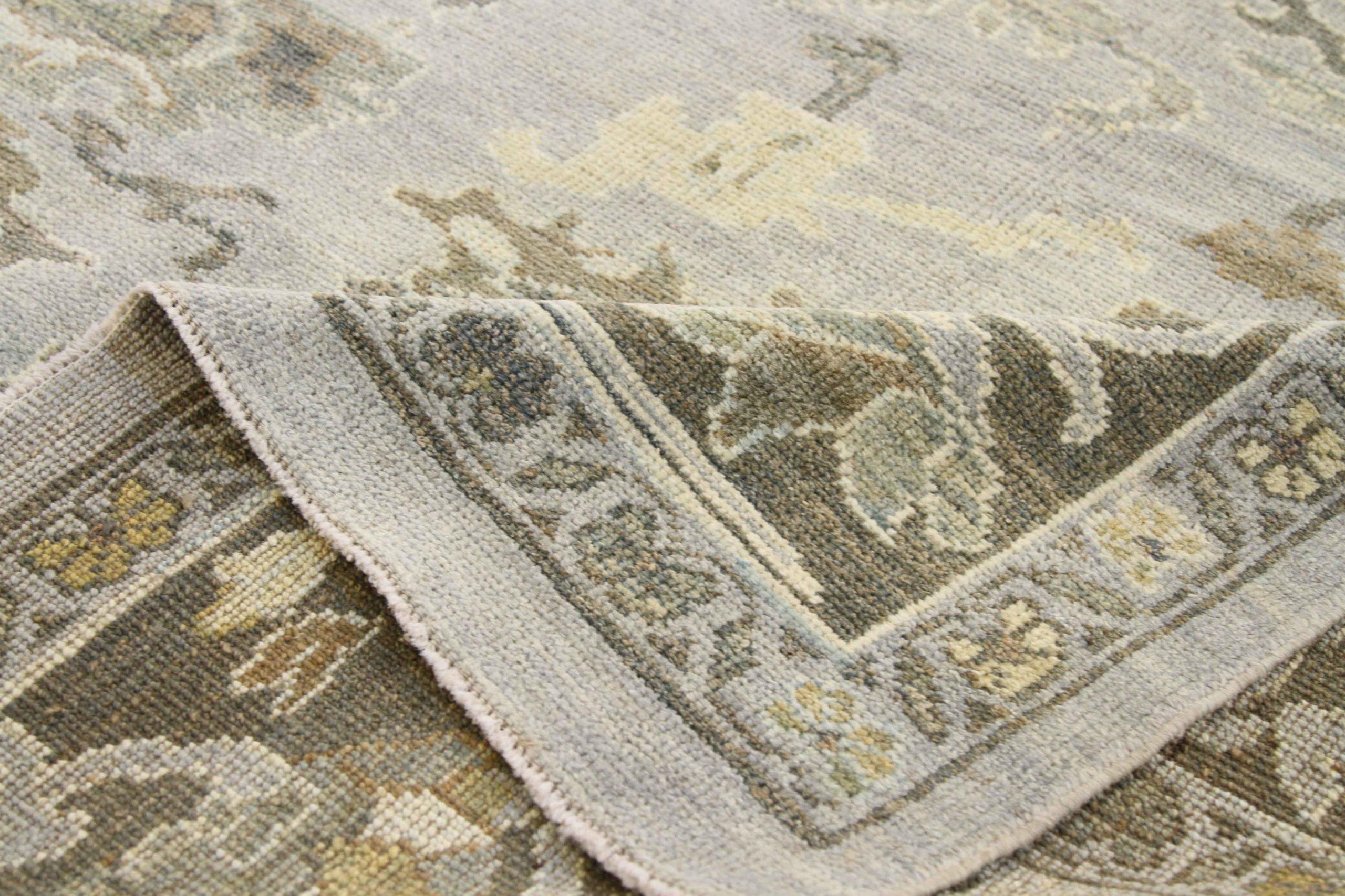 Persian Oushak Area Rugs Circa 1990 - 68224 In Excellent Condition For Sale In Dallas, TX