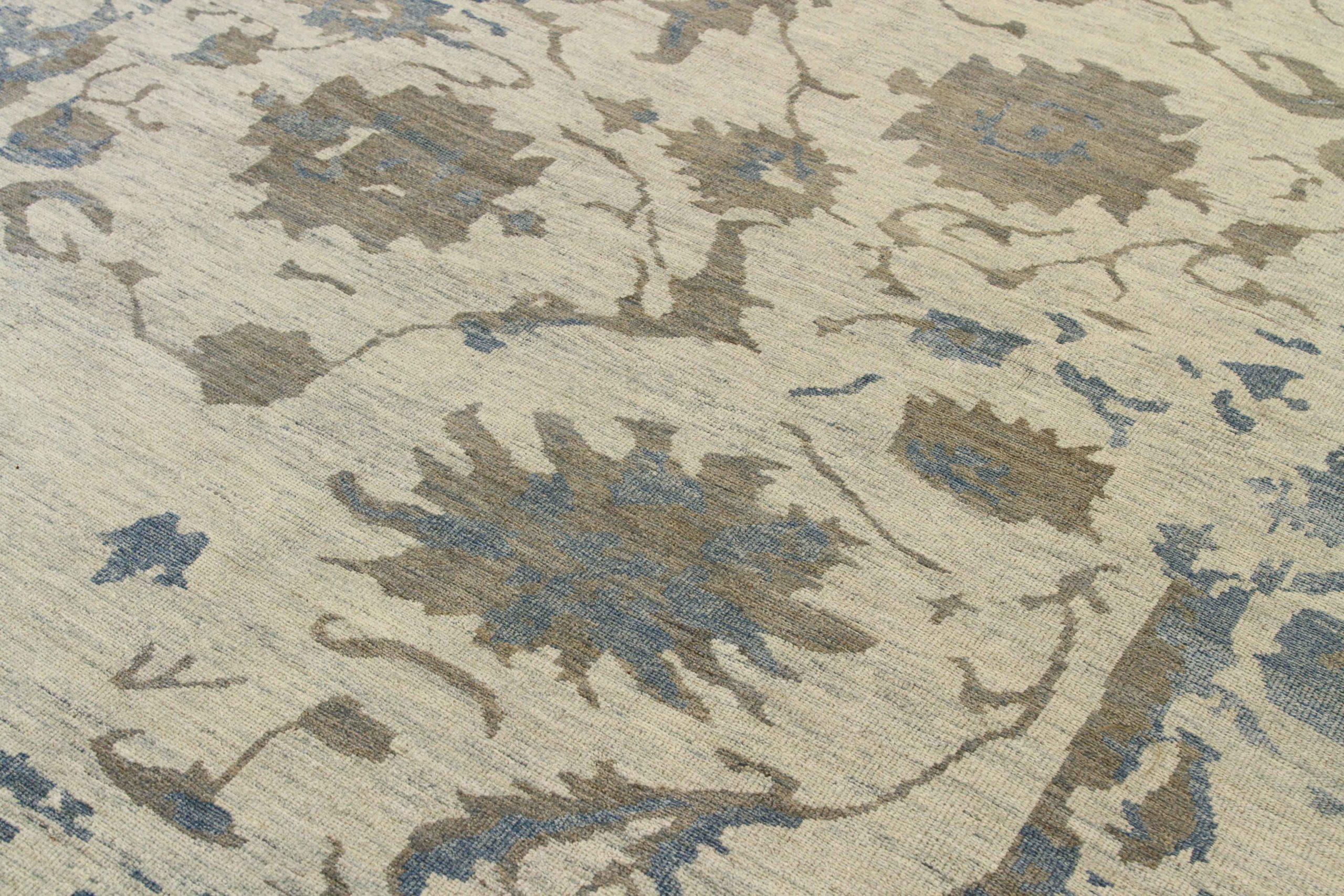 Asian Persian Oushak Area Rugs Circa 1990 - 68227 For Sale
