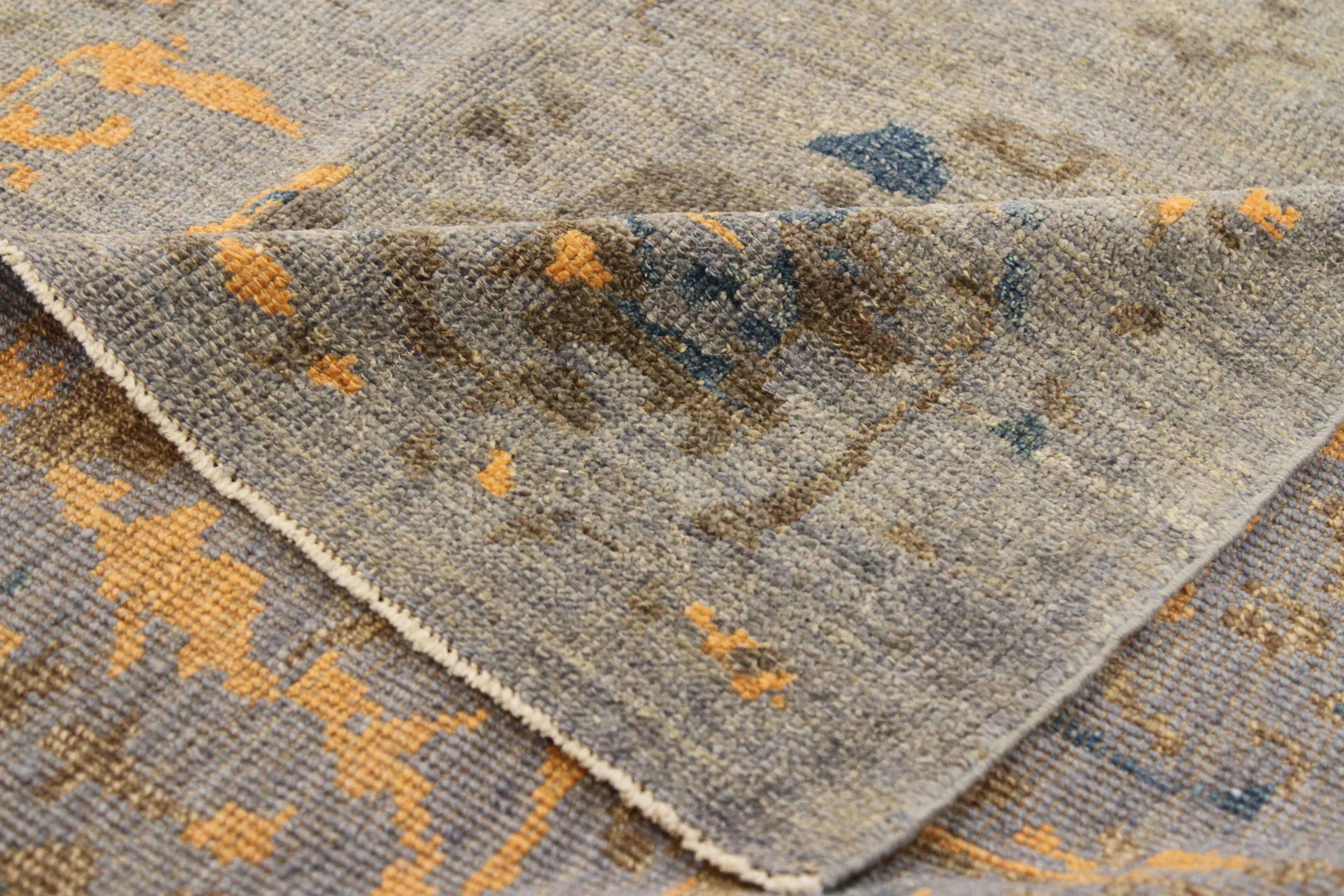 Persian Oushak Area Rugs Circa 1990 - 68975 In Excellent Condition For Sale In Dallas, TX