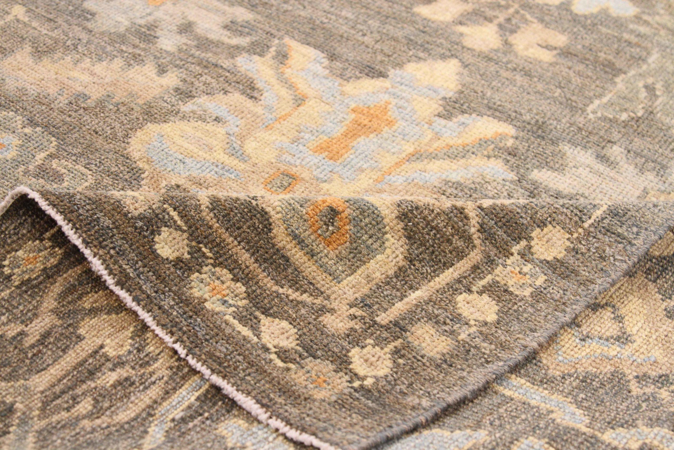 Persian Oushak Area Rugs Circa 1990 - 69057 In Excellent Condition For Sale In Dallas, TX