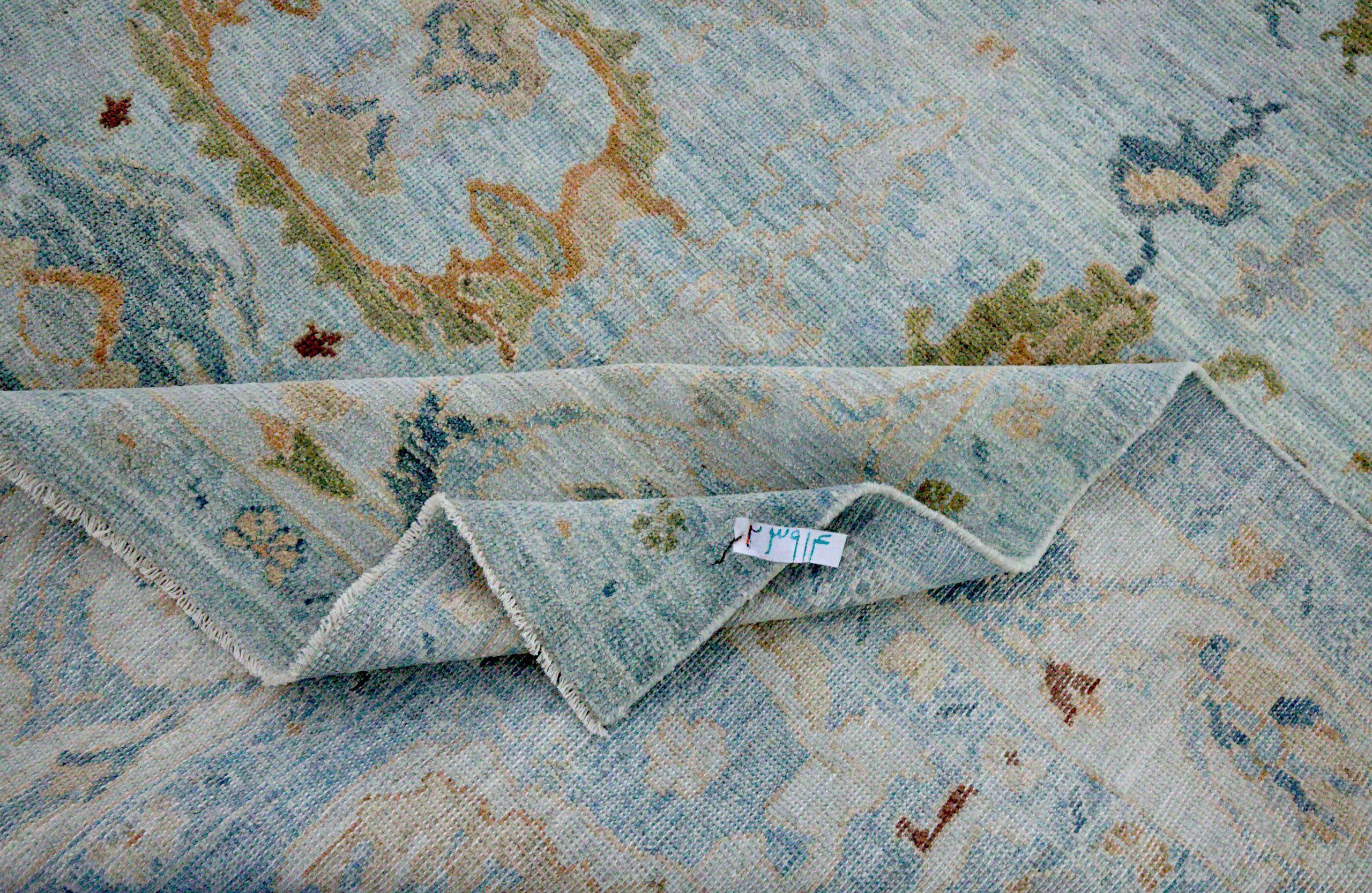 Persische Oushak-Teppiche Circa 1990 - Wolle Blau Elfenbein Design - 89025 (20. Jahrhundert) im Angebot