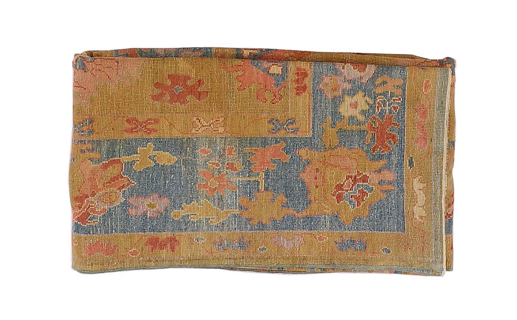 20ième siècle Tapis persans Oushak vers 1990 - Design en laine bleu rose jaune - 89011 en vente