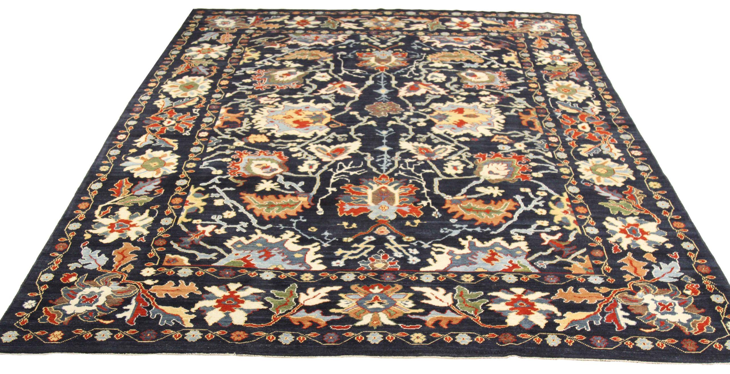 Descubre la elegancia de las alfombras persas Oushak. Diseñado con meticulosa atención al detalle, este diseño exclusivo es perfecto para realzar tu espacio.
