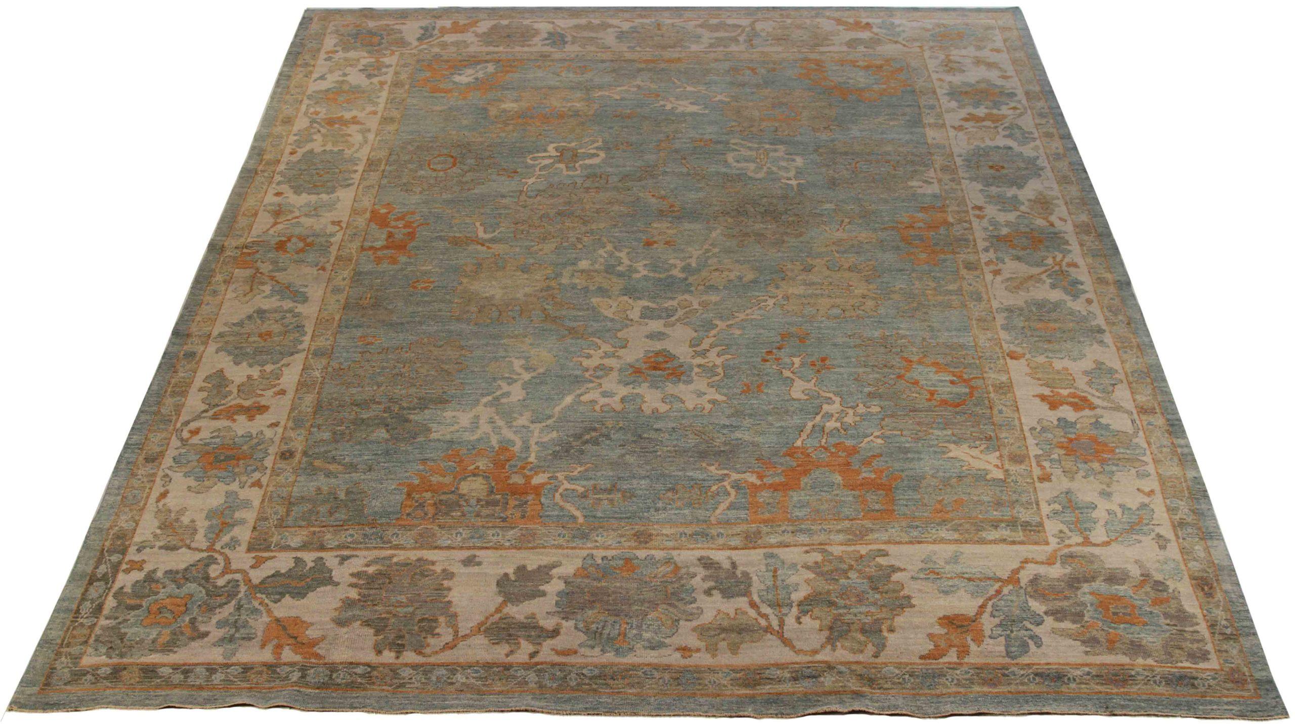 Scopri l'eleganza dell'Oushak persiano, caratterizzato da una splendida lavorazione artigianale. Progettato con una meticolosa attenzione ai dettagli, questo design esclusivo è perfetto per valorizzare il tuo spazio.