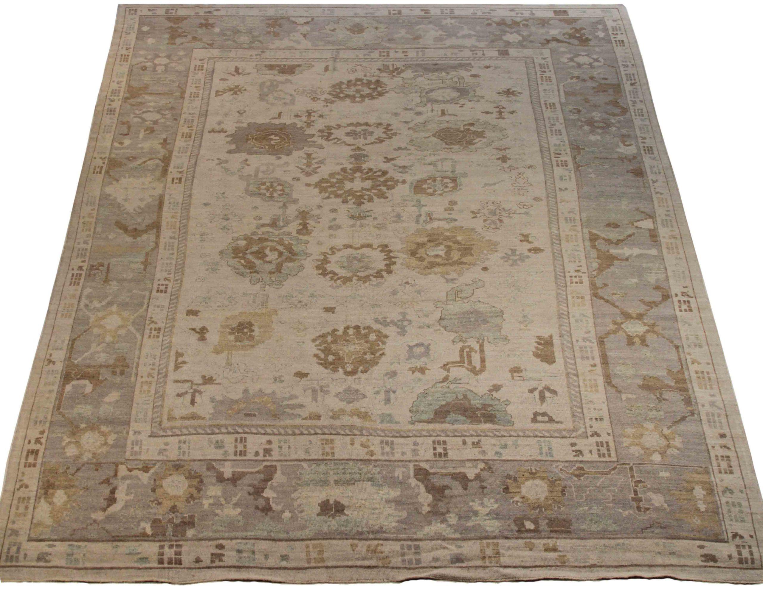 Discover the elegance of Persian Oushak featuring beautiful craftsmanship. Designed with meticulous attention to detail, this exclusive design is perfect for enhancing your space.