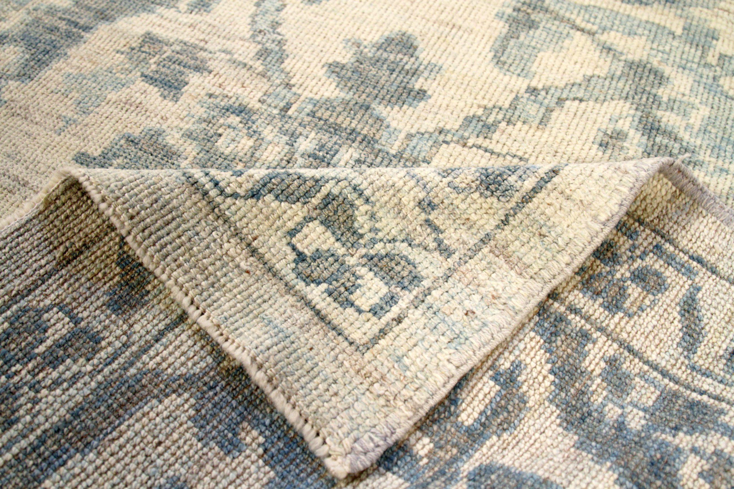Persischer Oushak-Läufer - Wolle Blau Elfenbein Marineblau Design - 88131 im Zustand „Hervorragend“ im Angebot in Dallas, TX