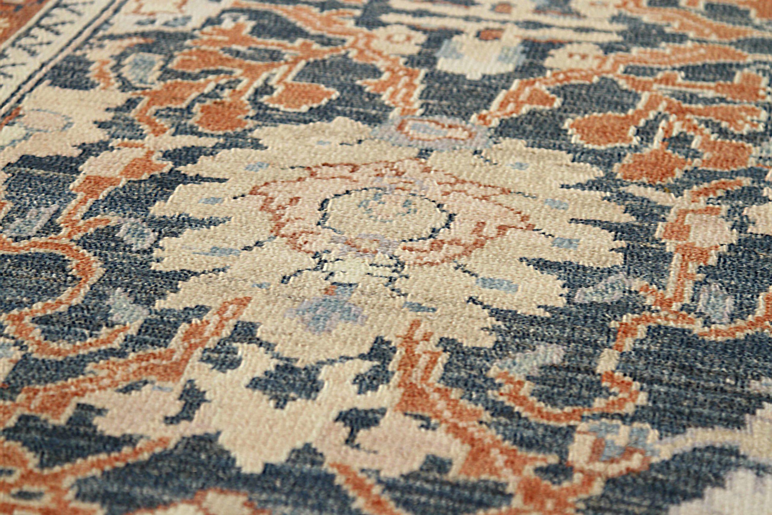 Persischer Oushak-Läufer - Wolle Elfenbein Marineblau Rot Design - 88137 (20. Jahrhundert) im Angebot