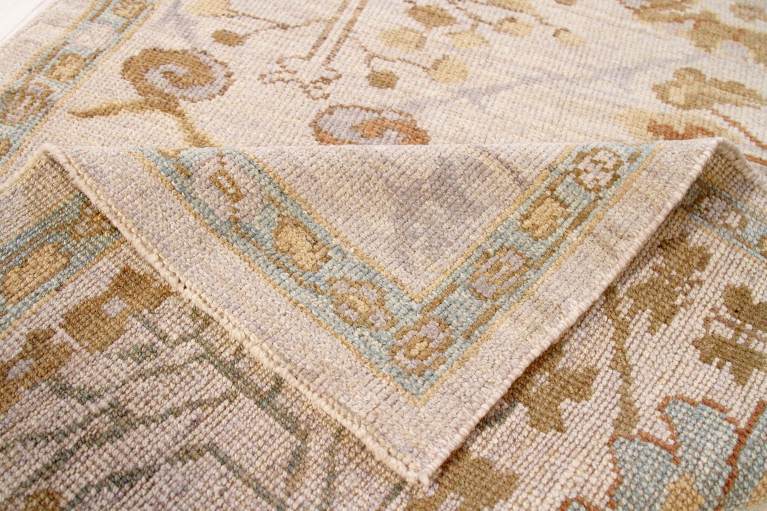 Tappeto Persiano Oushak Runner - Lana Avorio Arancione Design - 88132 In condizioni ottime in vendita a Dallas, TX