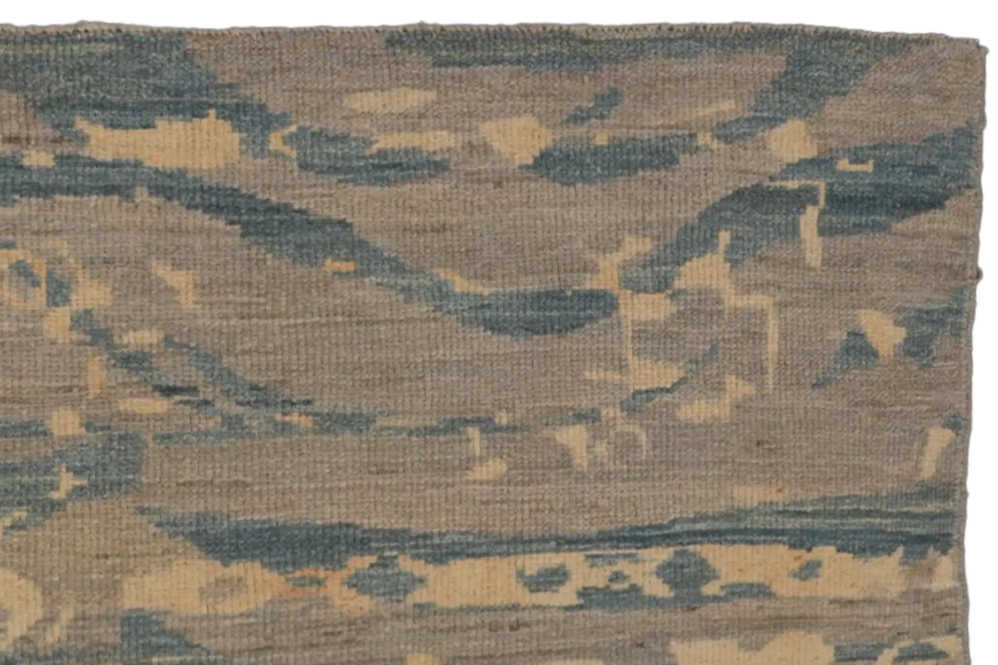 Tapis persan surdimensionné - Design/One - (145x181) Excellent état - En vente à Dallas, TX