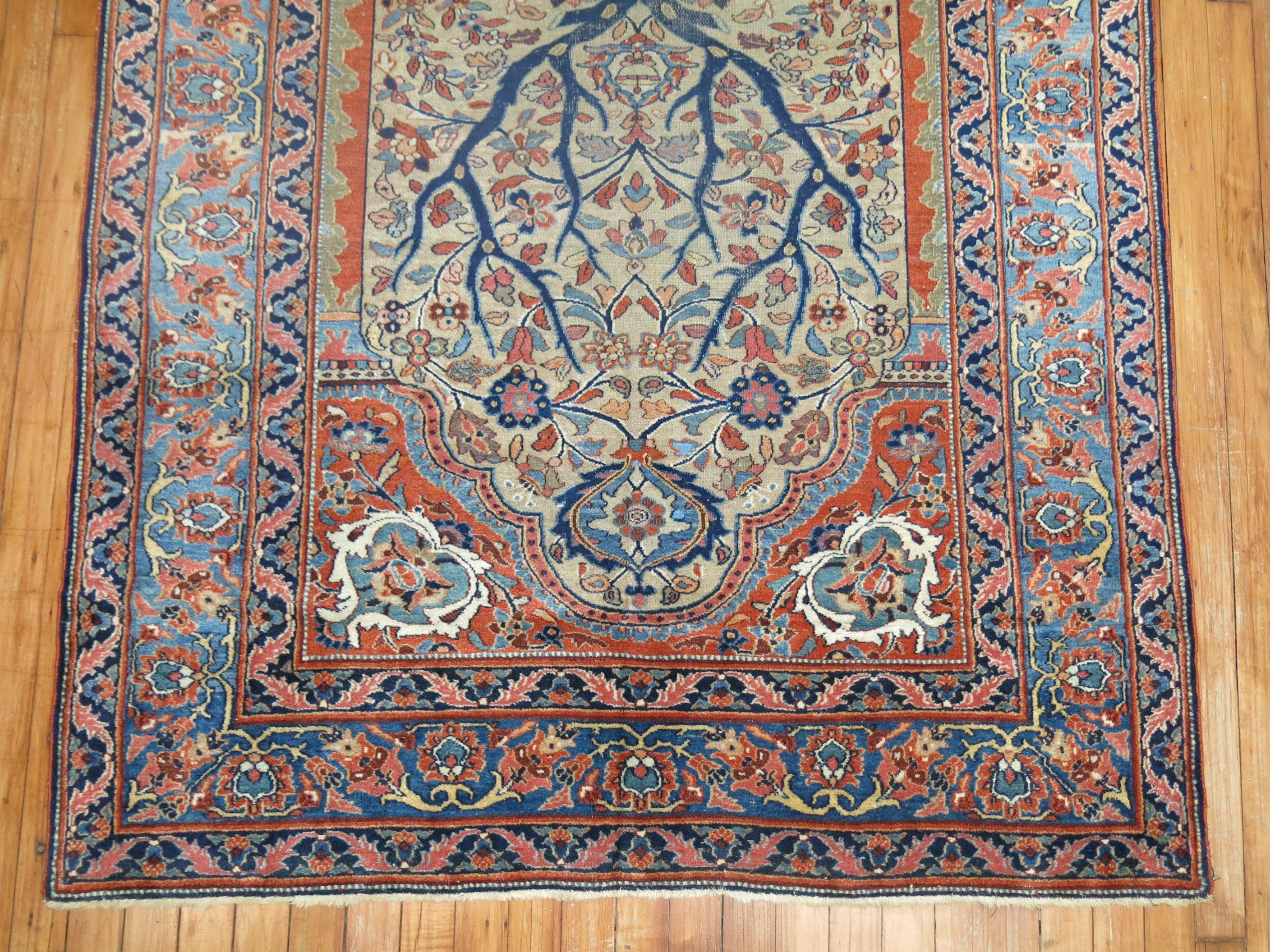 Fascinating antique Persian Doroksh animal pictorial prayer rug.

4'3'' x 6'1''

Since the mid-19th century, Tabriz has lead a resurgence in Persian carpet-weaving both for domestic use and for export. With strict standards of craftsmanship and