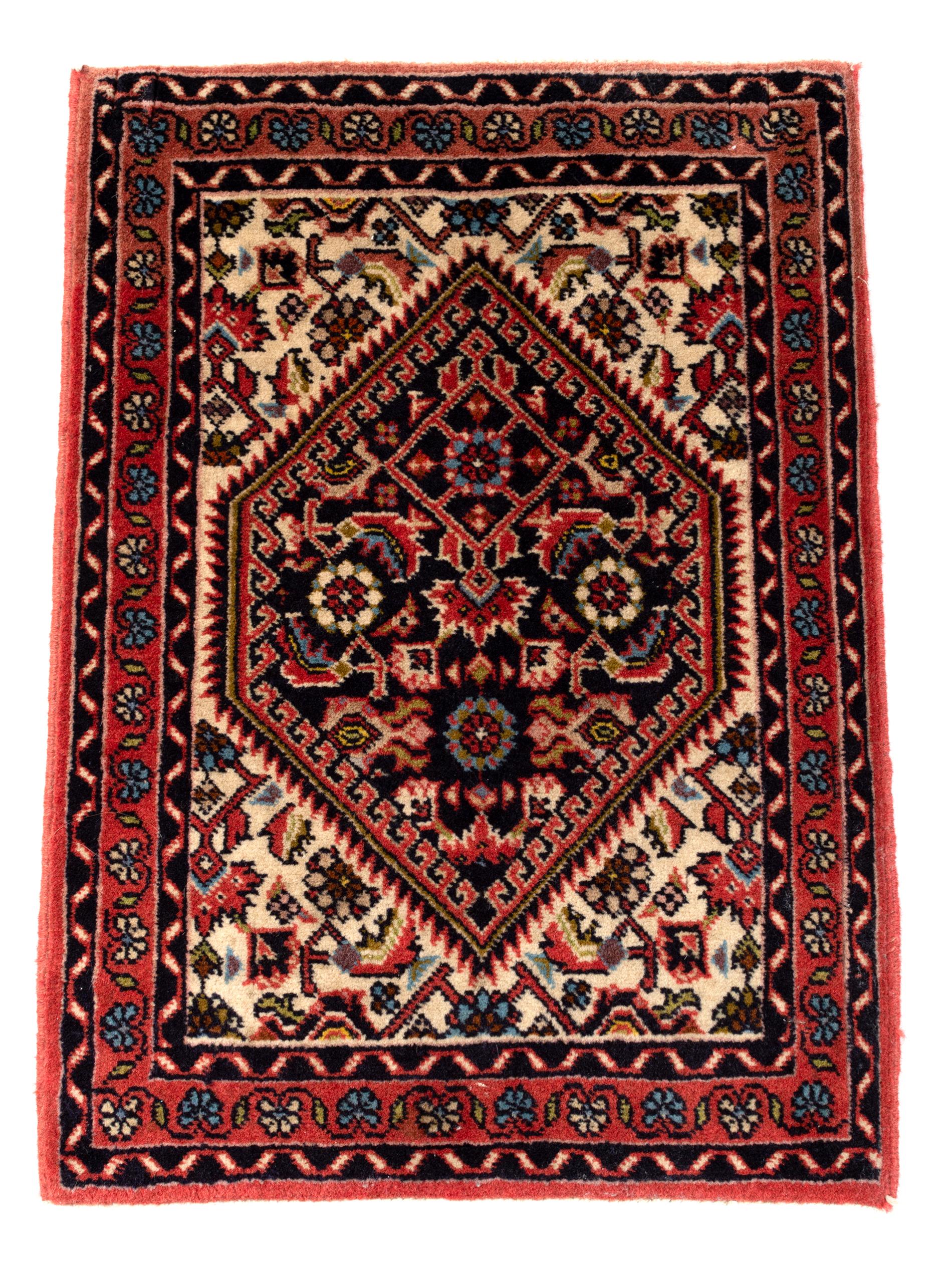 Persian Qashqai prayer mat rug. Ideal for a hallway, front door or beside a bed.
Hand-knotted
Wool on cotton foundation
Central Medallion

Measures: 44 x 60.5cm

Excellent condition.
