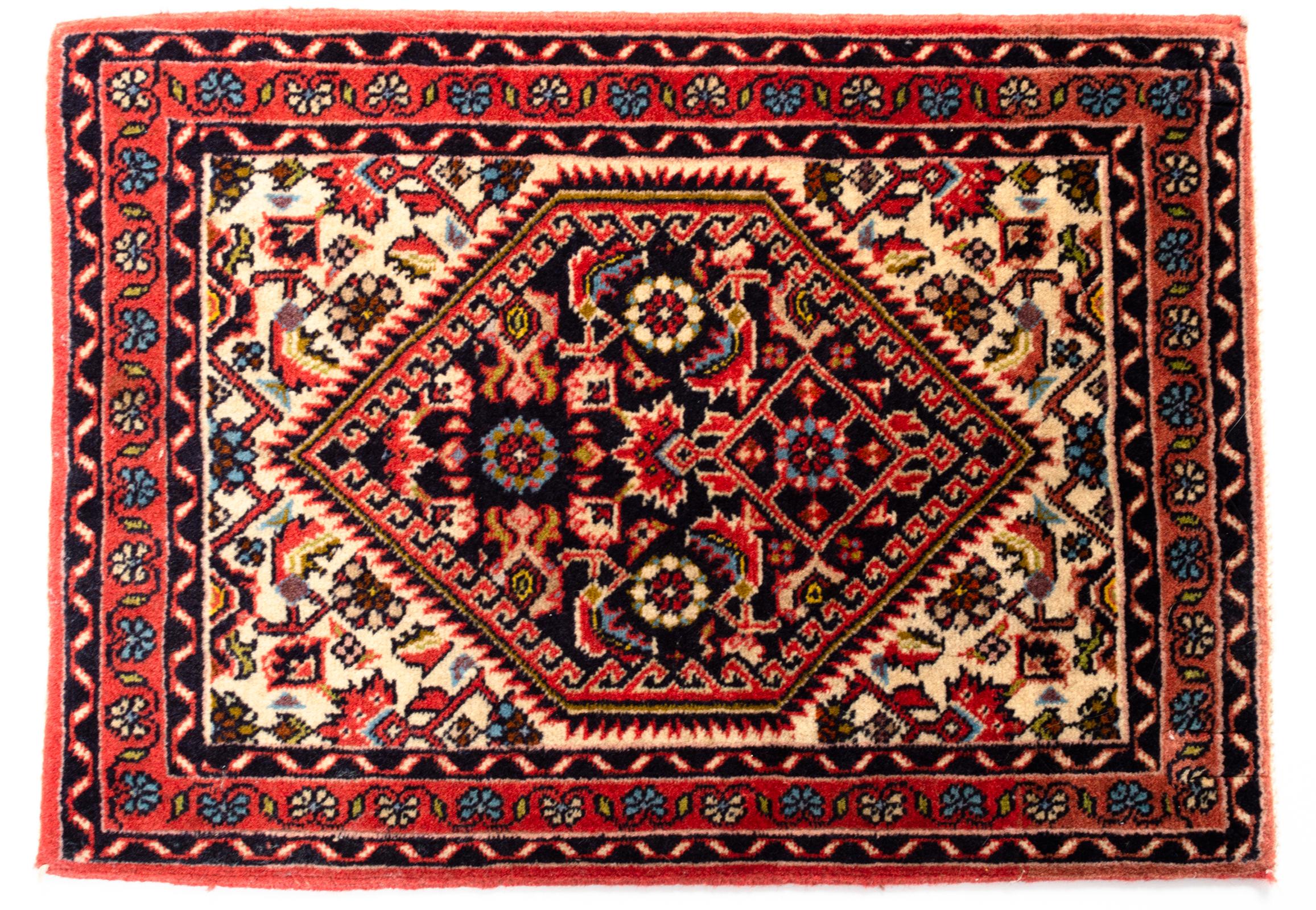 Persischer handgeknüpfter Qashqai-Teppich mit Gebetsmatten, Persisch (Handgeknüpft) im Angebot