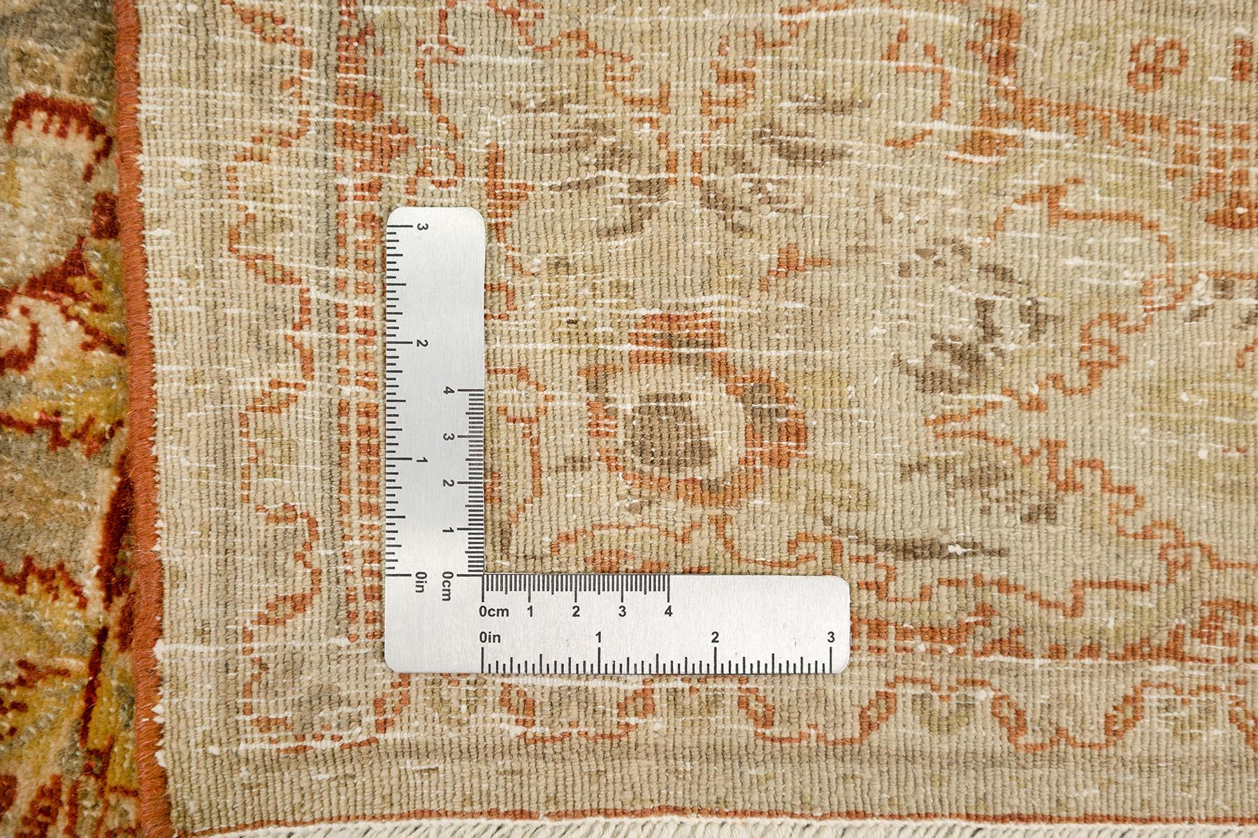 Persischer Qazvin Teppich, handgeknüpft, 7.6x4.6 ft - Beige & Rot im Angebot 2