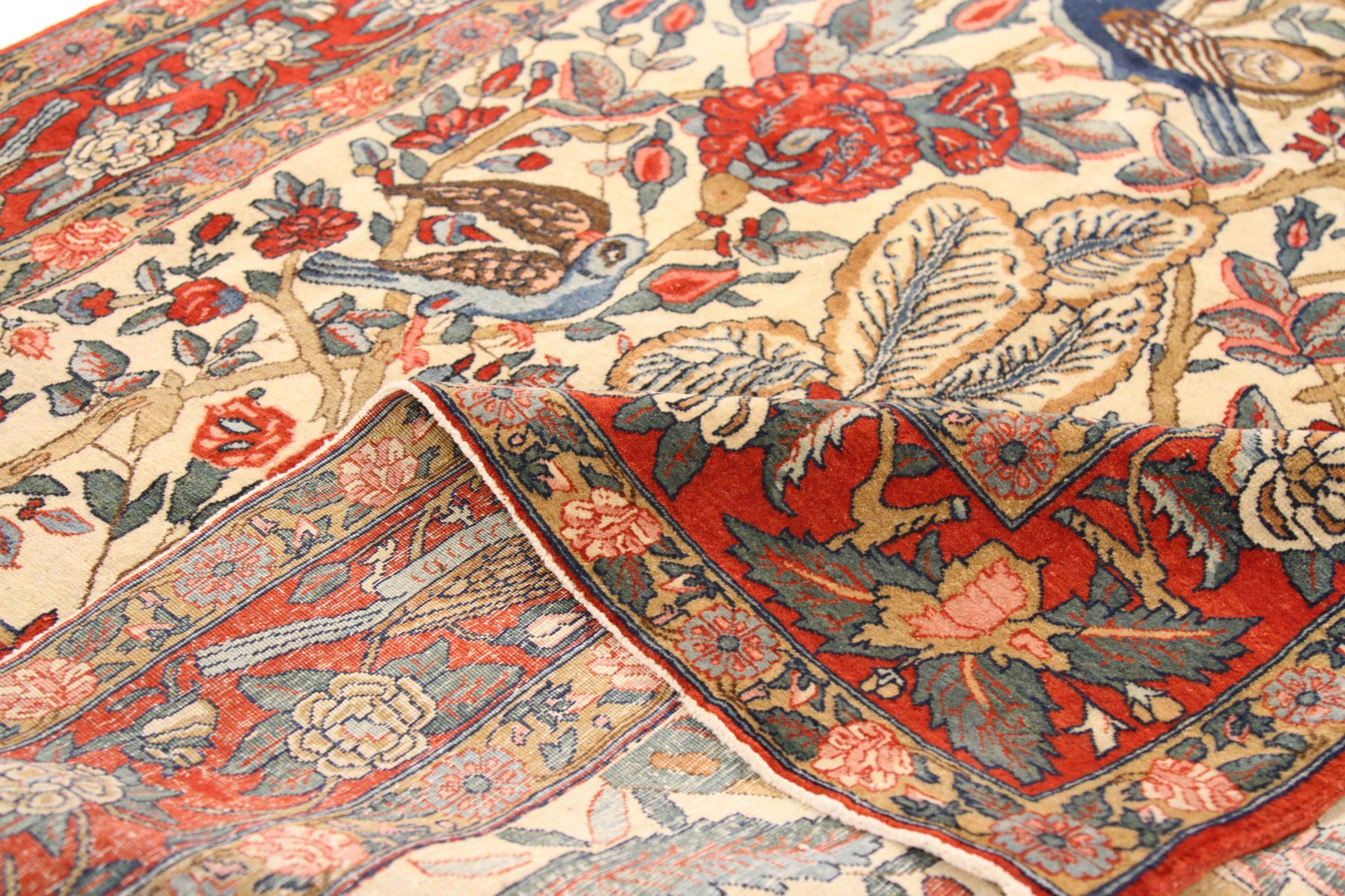 Persischer Qom Kleiner Teppich Circa 1940 - Wolle Elfenbein 10638 (Asiatisch) im Angebot