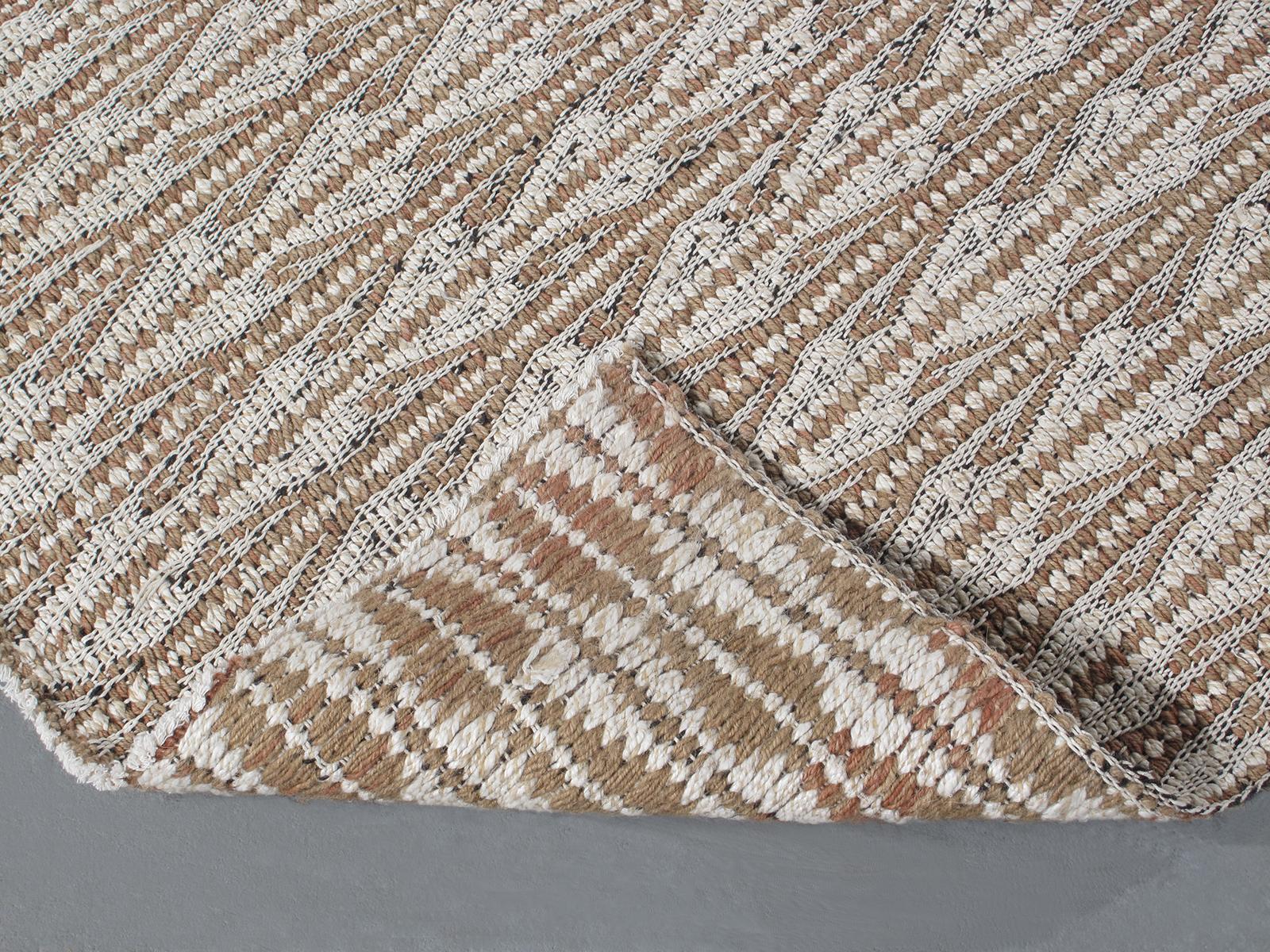 Contemporary Persian Ricci Tribal Flat-Weave Rug For Sale