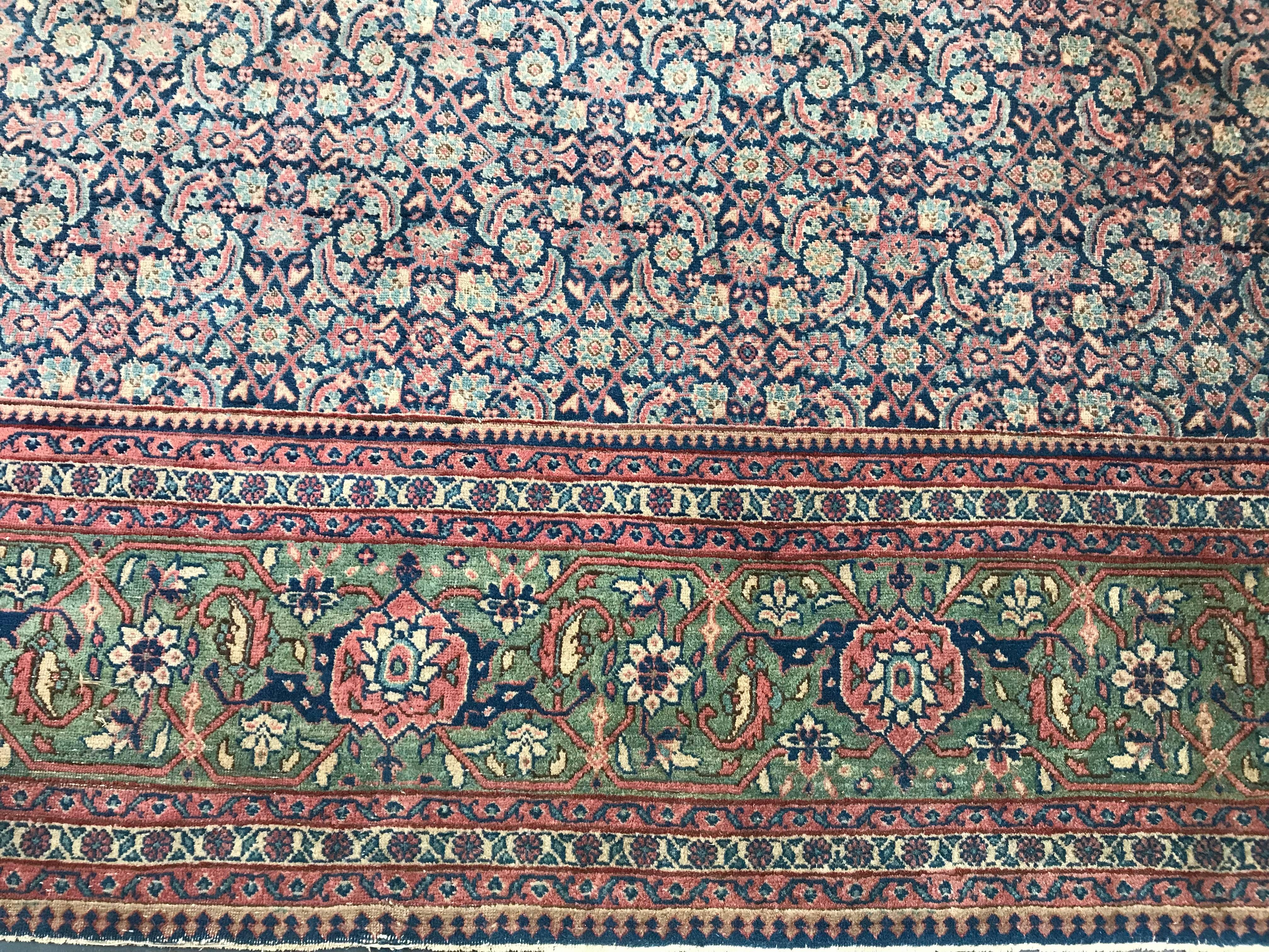 Hand-Knotted Persian Rug - Sultanabad