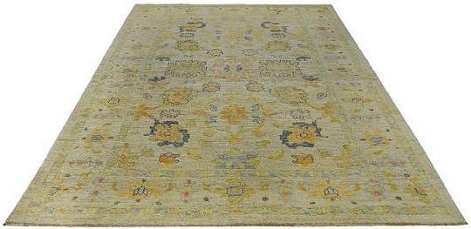 Découvrez l'élégance de la Collection Eleg S qui comprend des tapis de zone de Circa 1990. Conçu avec de la laine et du Design/One, ce design exclusif est parfait pour mettre en valeur votre espace.