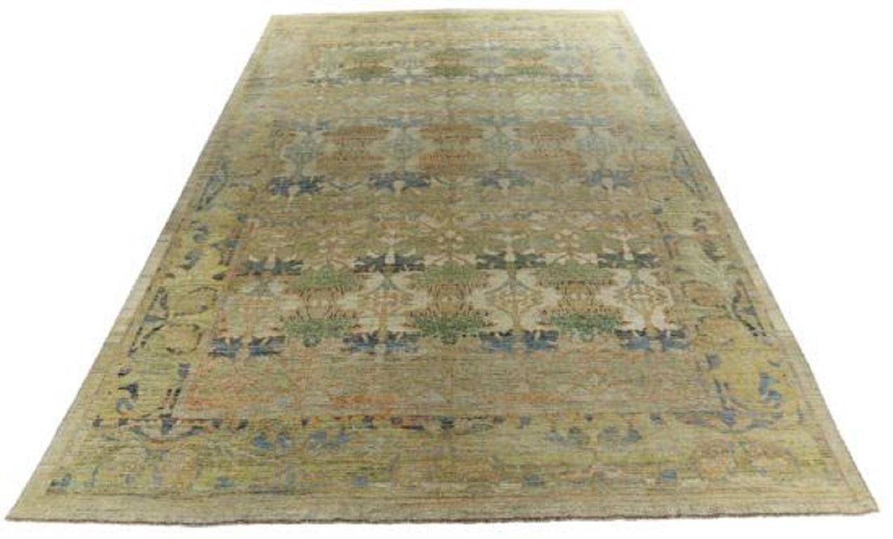 Entdecken Sie die Eleganz der Persian Rose Collection mit dem Over Size Rug von CIRCA 1990. Dieses exklusive Design aus Wolle und BlauGrünElfenbein ist perfekt, um Ihren Raum zu verschönern.