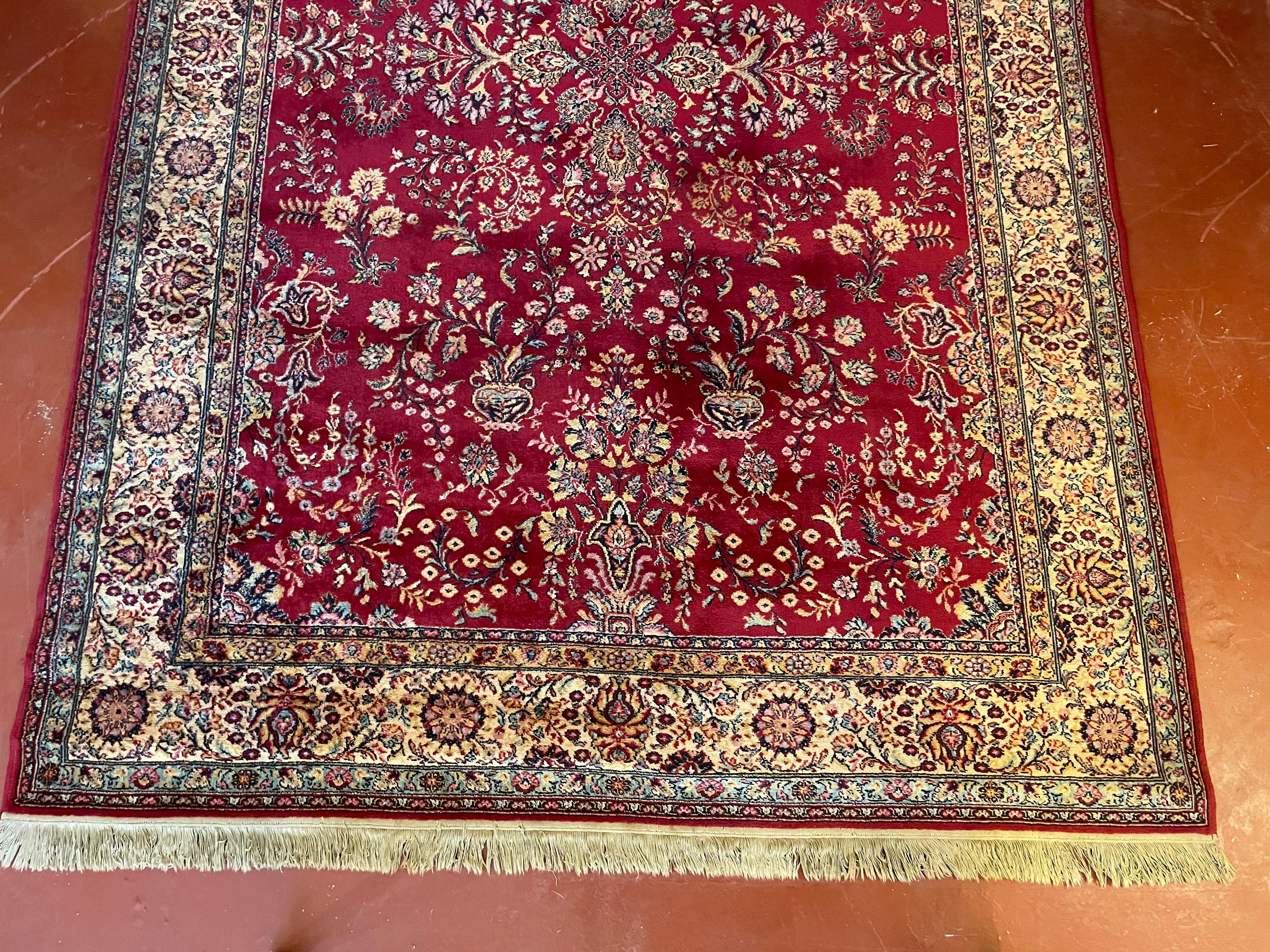 Persischer Teppich 2M13-2M02 mit rotem Dekor im Angebot 1