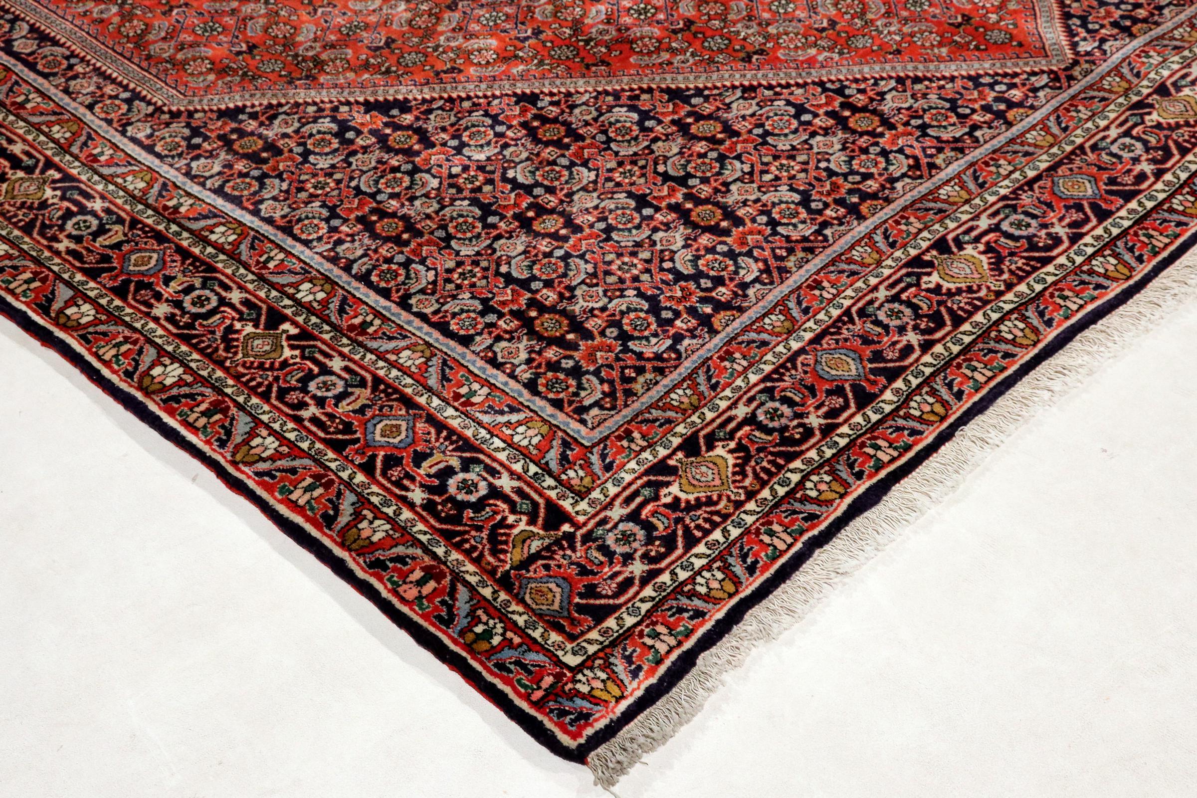 Persian Rug, Bidjar, 20th Century In Excellent Condition For Sale In London, GB