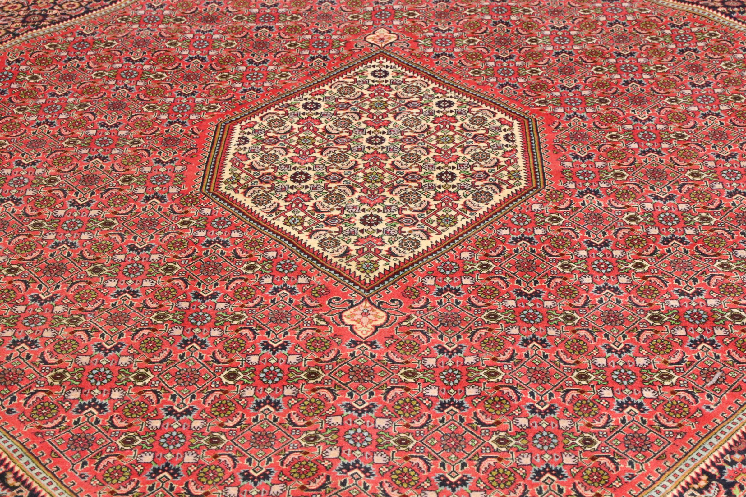 Wool Persian Rug, Bidjar, 20th Century For Sale