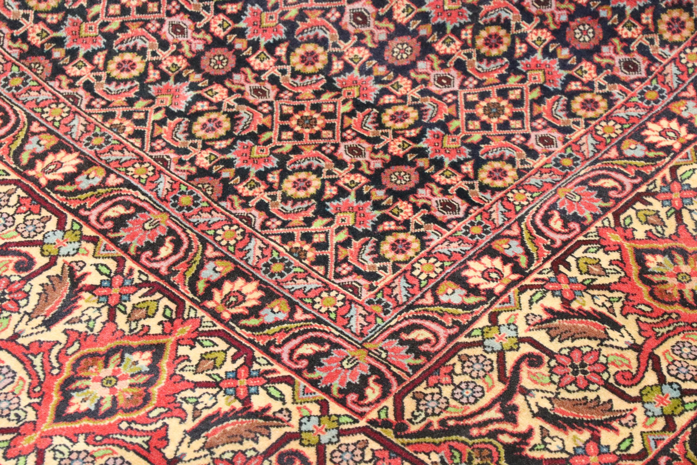 Persian Rug, Bidjar, 20th Century For Sale 1