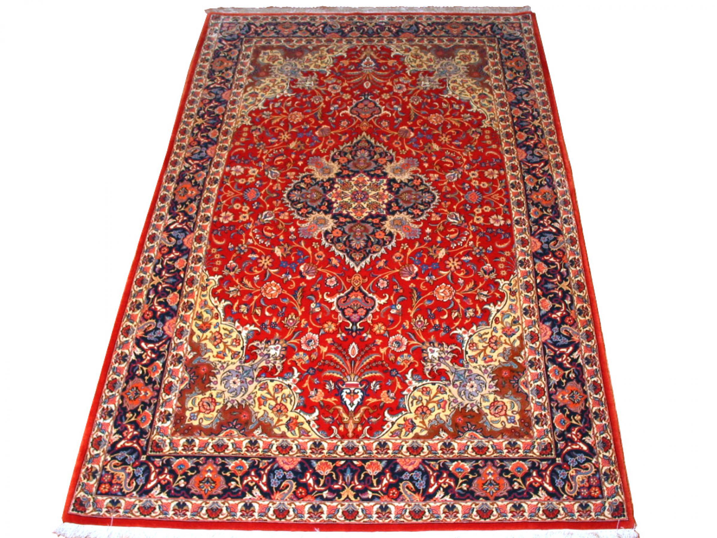 A stunning Persian rug, Isfahan silk warp, 20th century. 

It can't get any better in quality and reputation than that of this Isfahan. This type of rugs counts among the finest and most beautiful types of oriental rugs. It comes with an